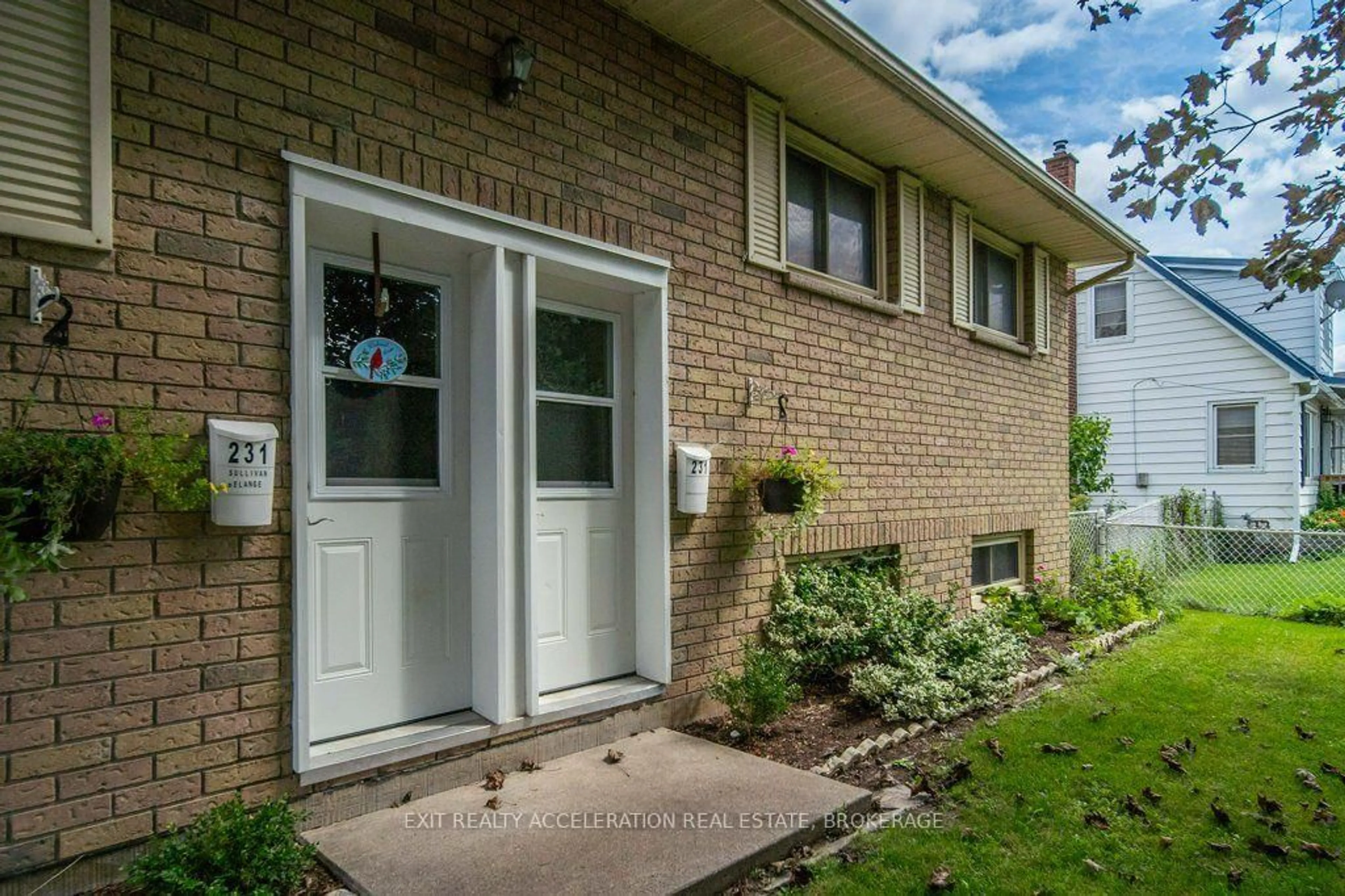 Unknown for 231 Camden Rd, Greater Napanee Ontario K7R 1E5