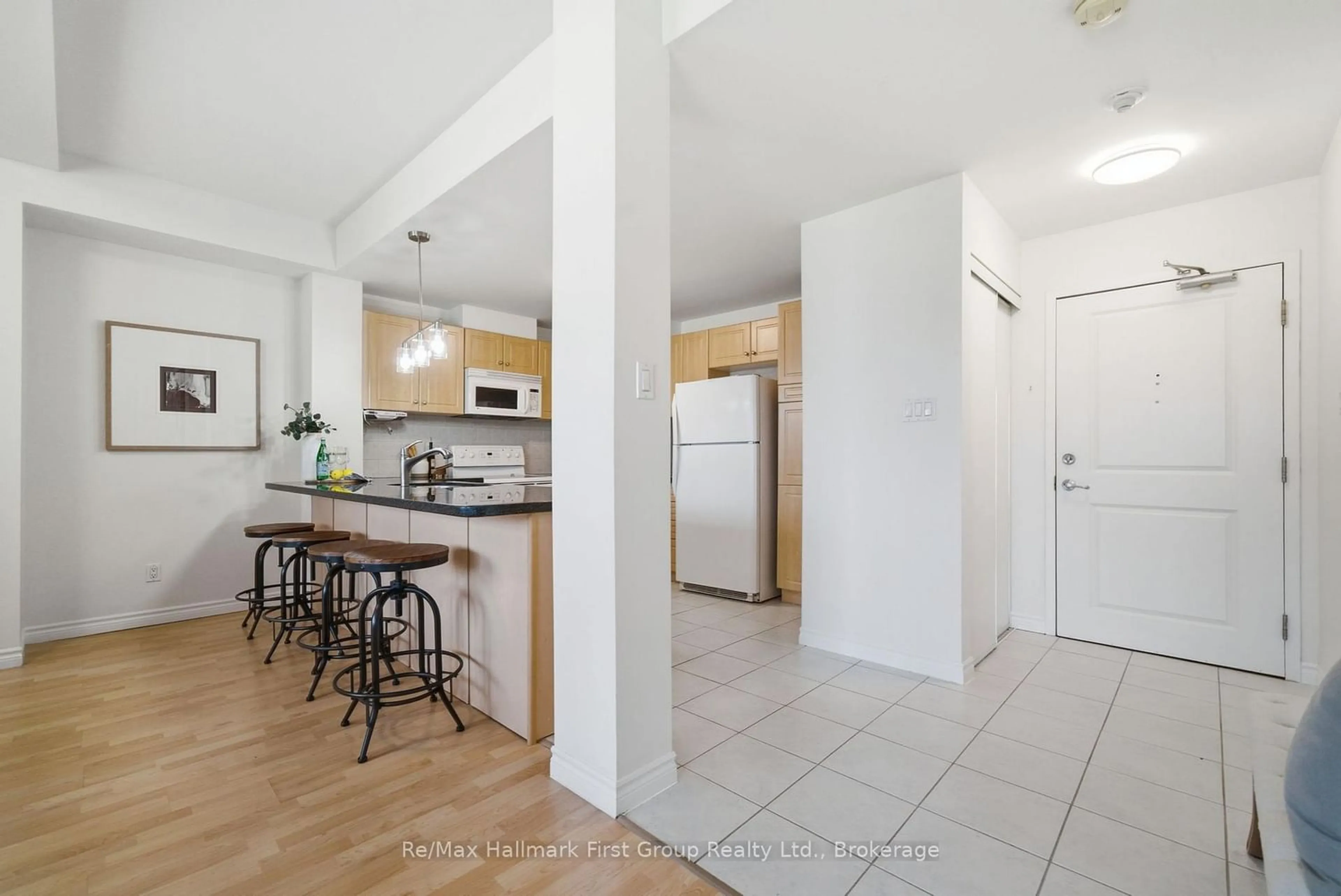 Unknown for 145 Third St #215, Cobourg Ontario K9A 5X1