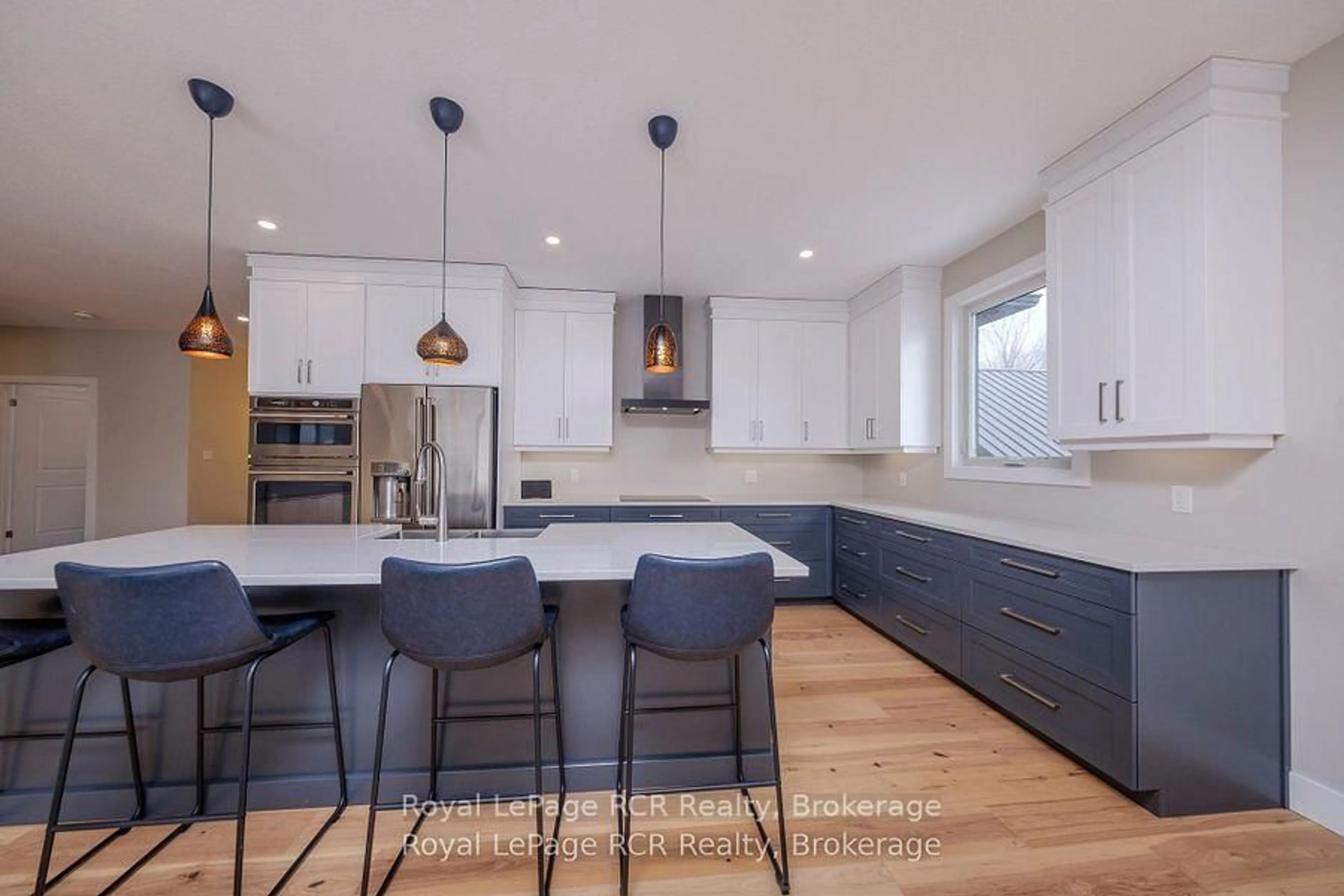 Open concept kitchen, unknown for 9 Sunset Pl, Huron-Kinloss Ontario N0G 2R0