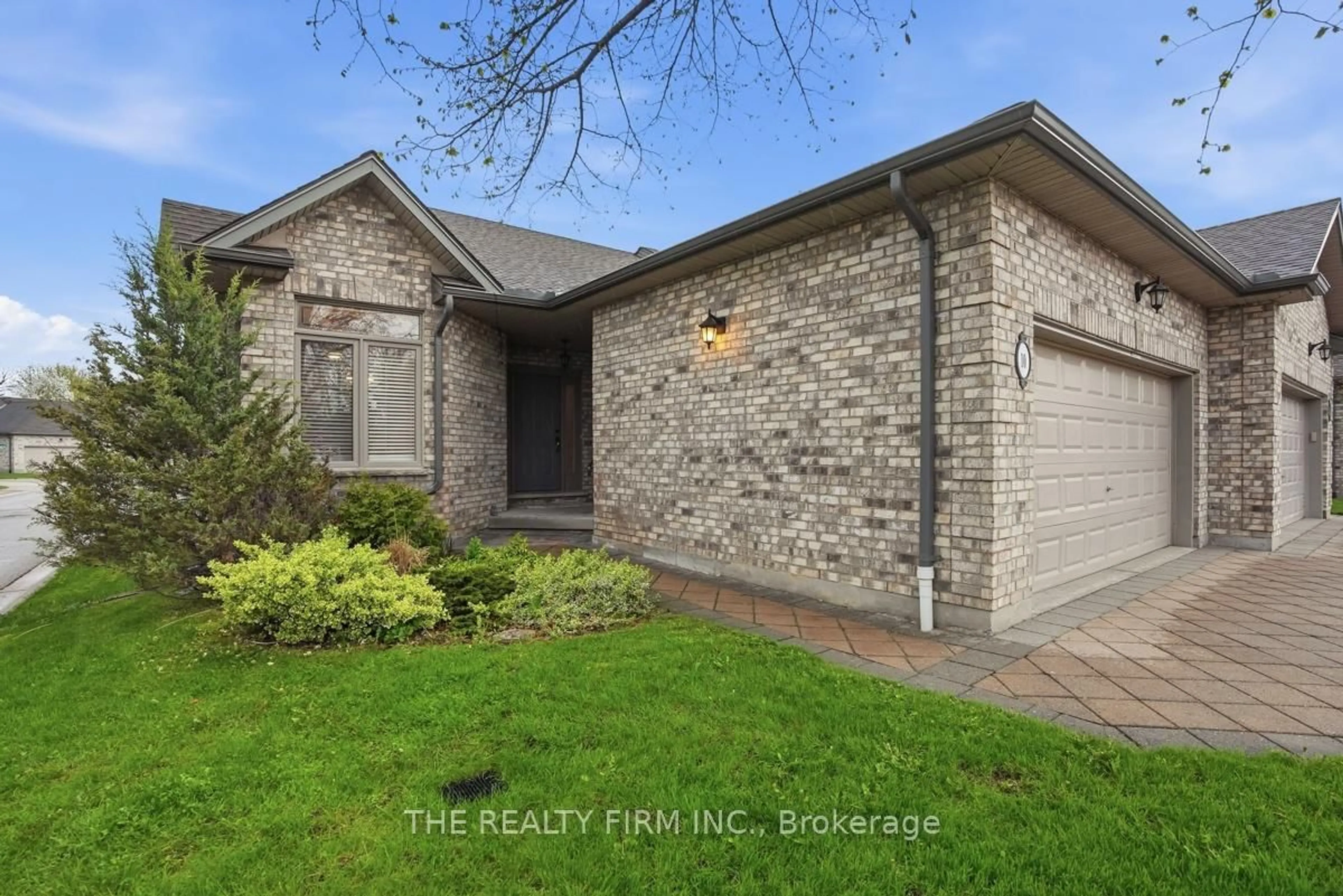 Home with brick exterior material, street for 44 Edgevalley Rd #10, London East Ontario N5Y 5P6