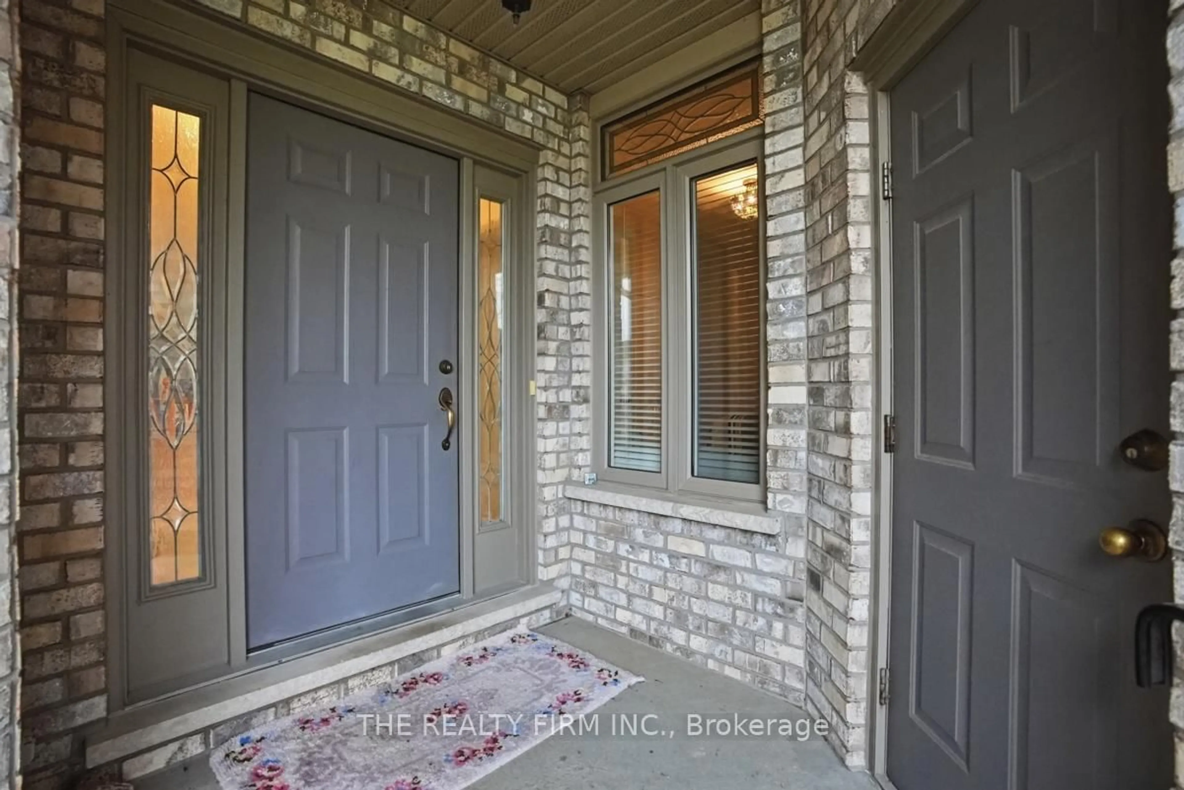 Indoor entryway for 44 Edgevalley Rd #10, London East Ontario N5Y 5P6