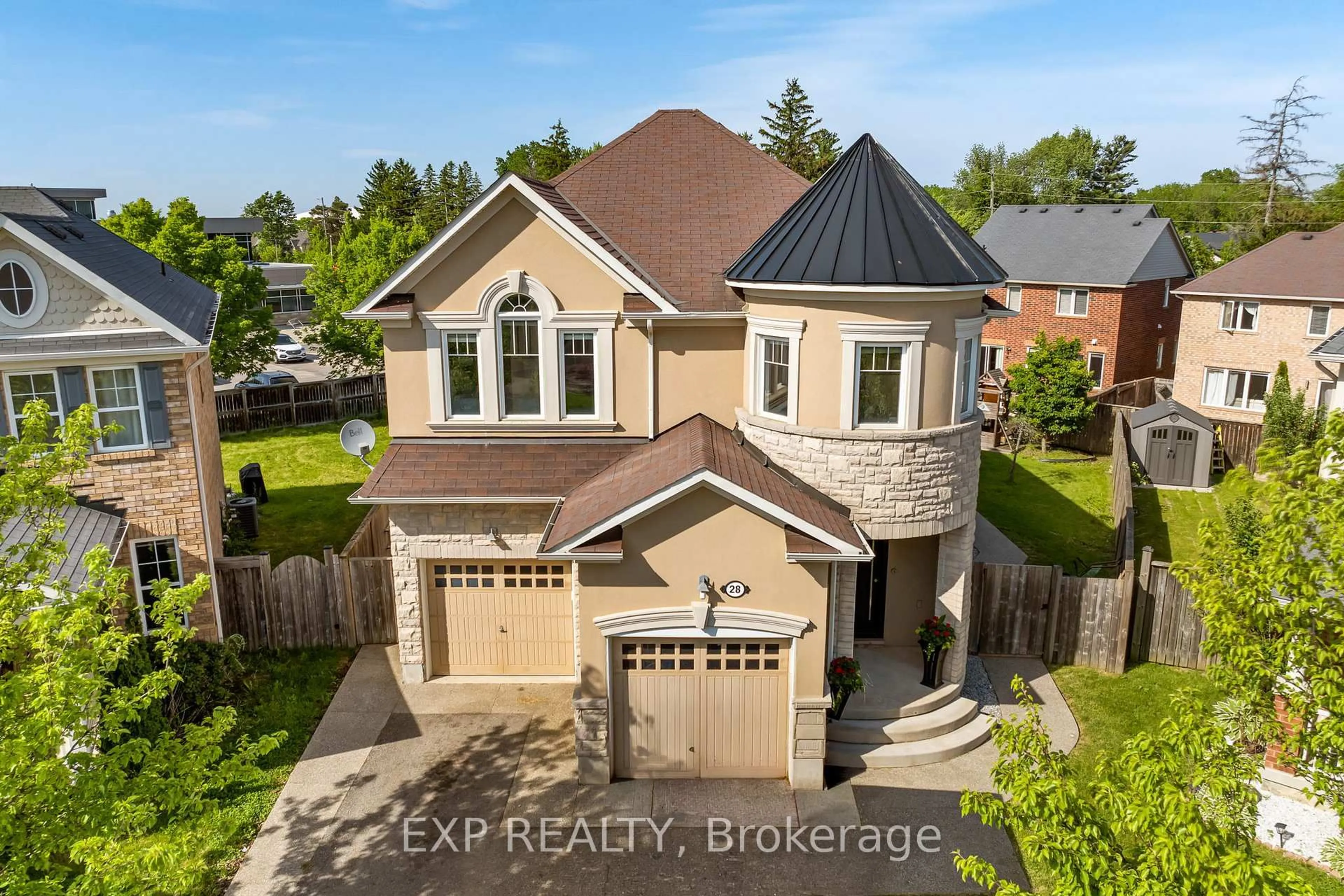 A pic from outside/outdoor area/front of a property/back of a property/a pic from drone, building for 28 Ohara Lane, Hamilton Ontario L9K 0C7