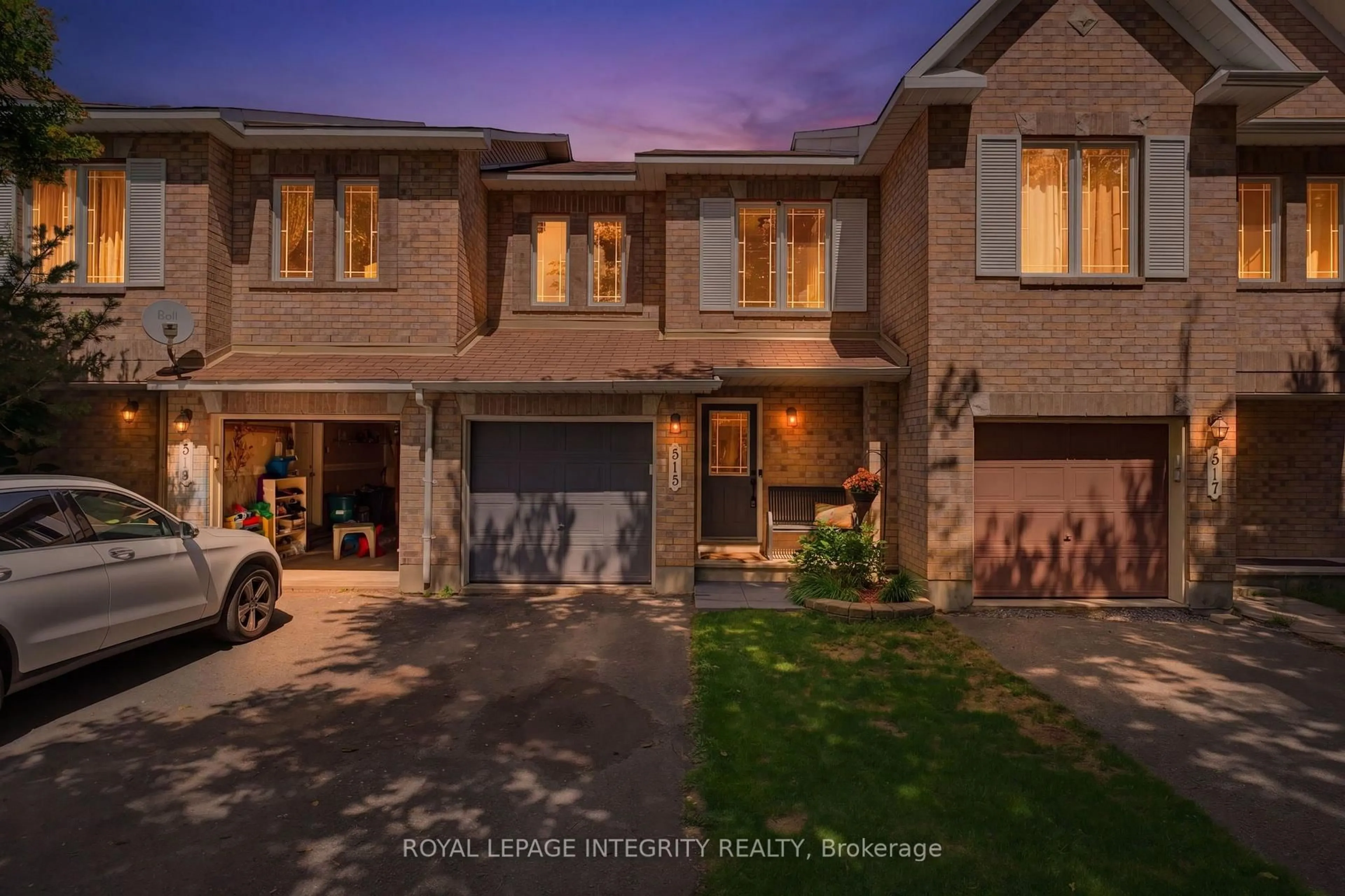 Home with brick exterior material, street for 515 Woodchase St, Ottawa Ontario K2W 1J2