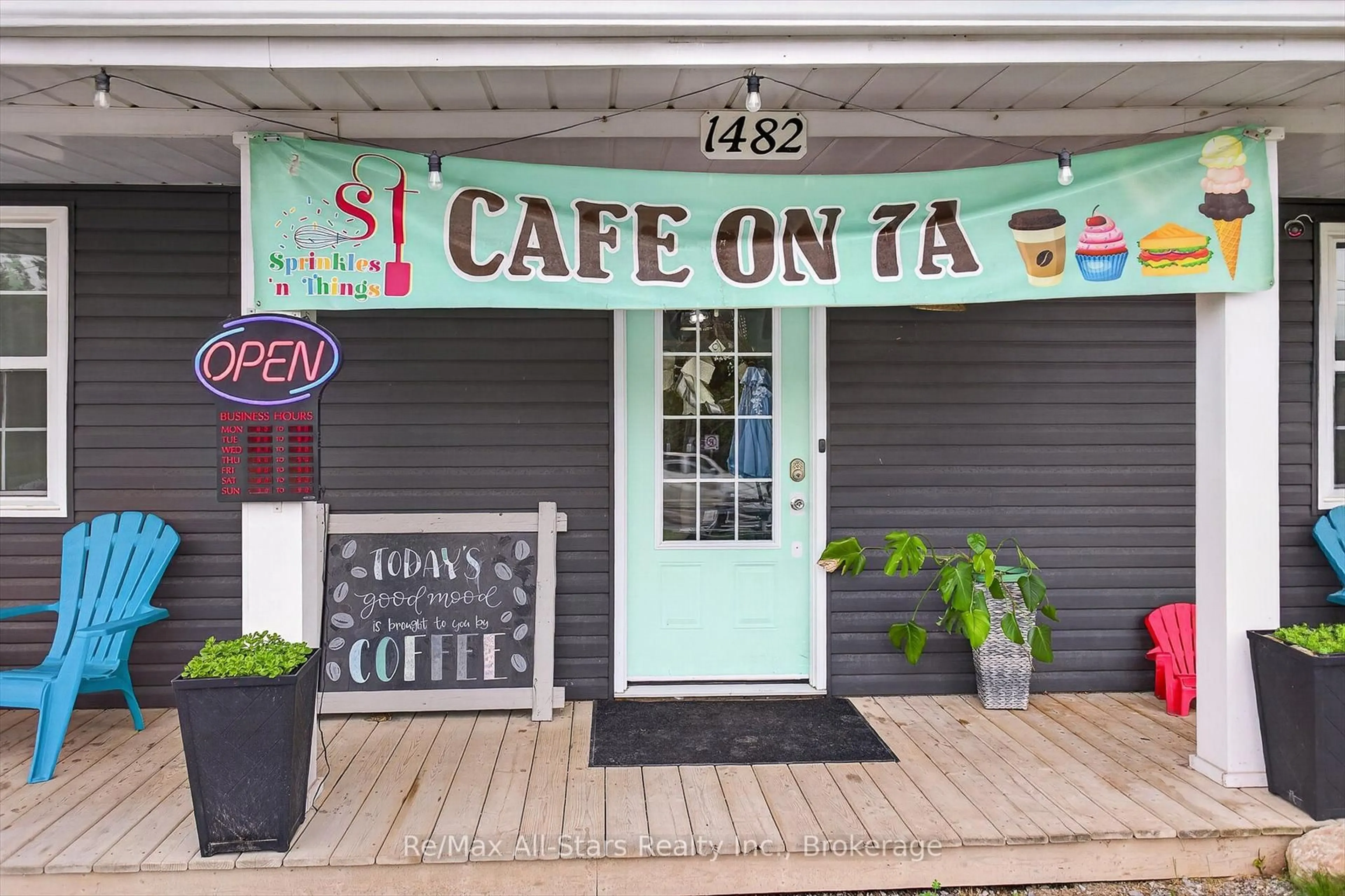 Patio, street for 1482 Highway 7A, Kawartha Lakes Ontario L0A 1A0