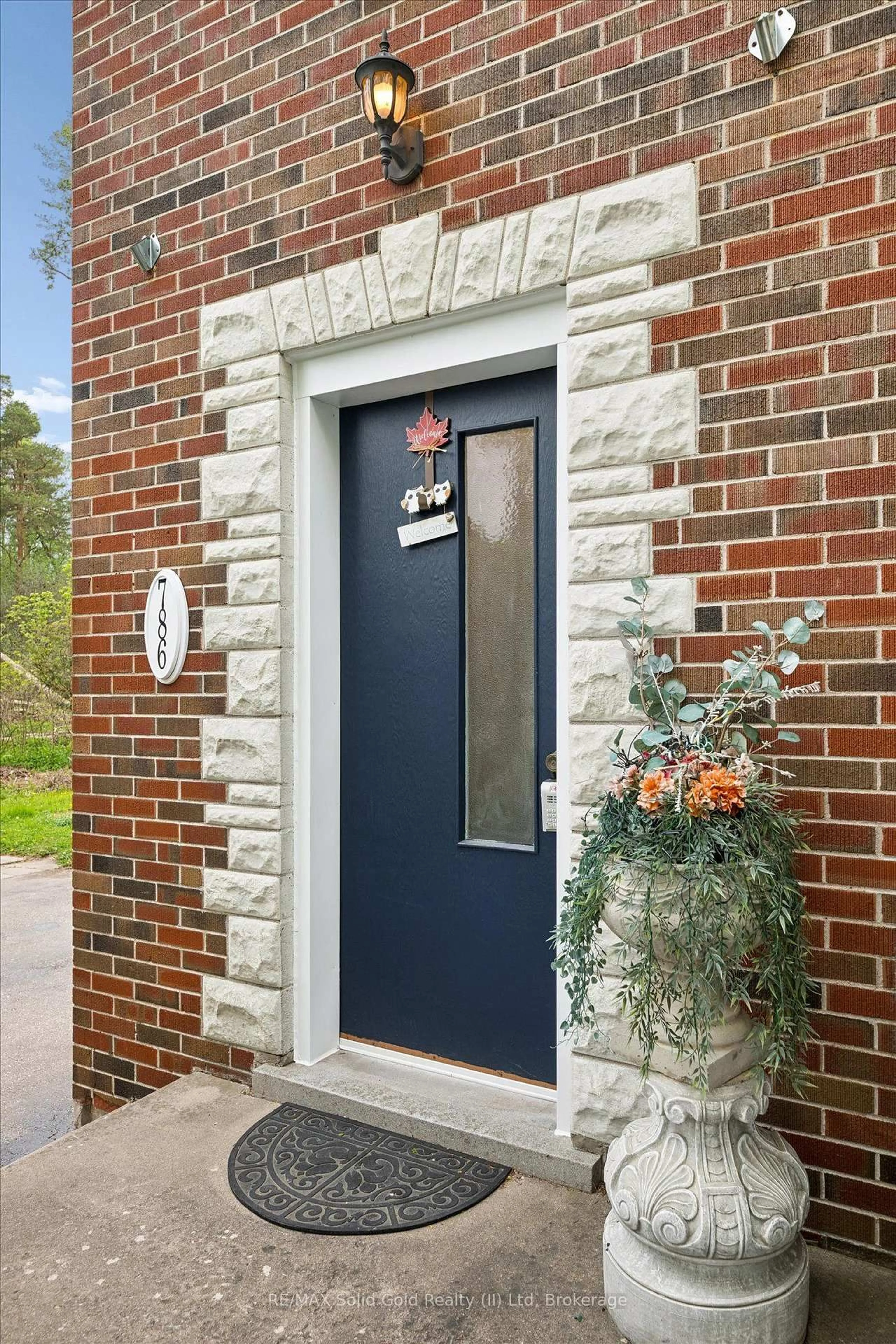 Home with brick exterior material, street for 786 Stirling Ave, Kitchener Ontario N2M 3K3
