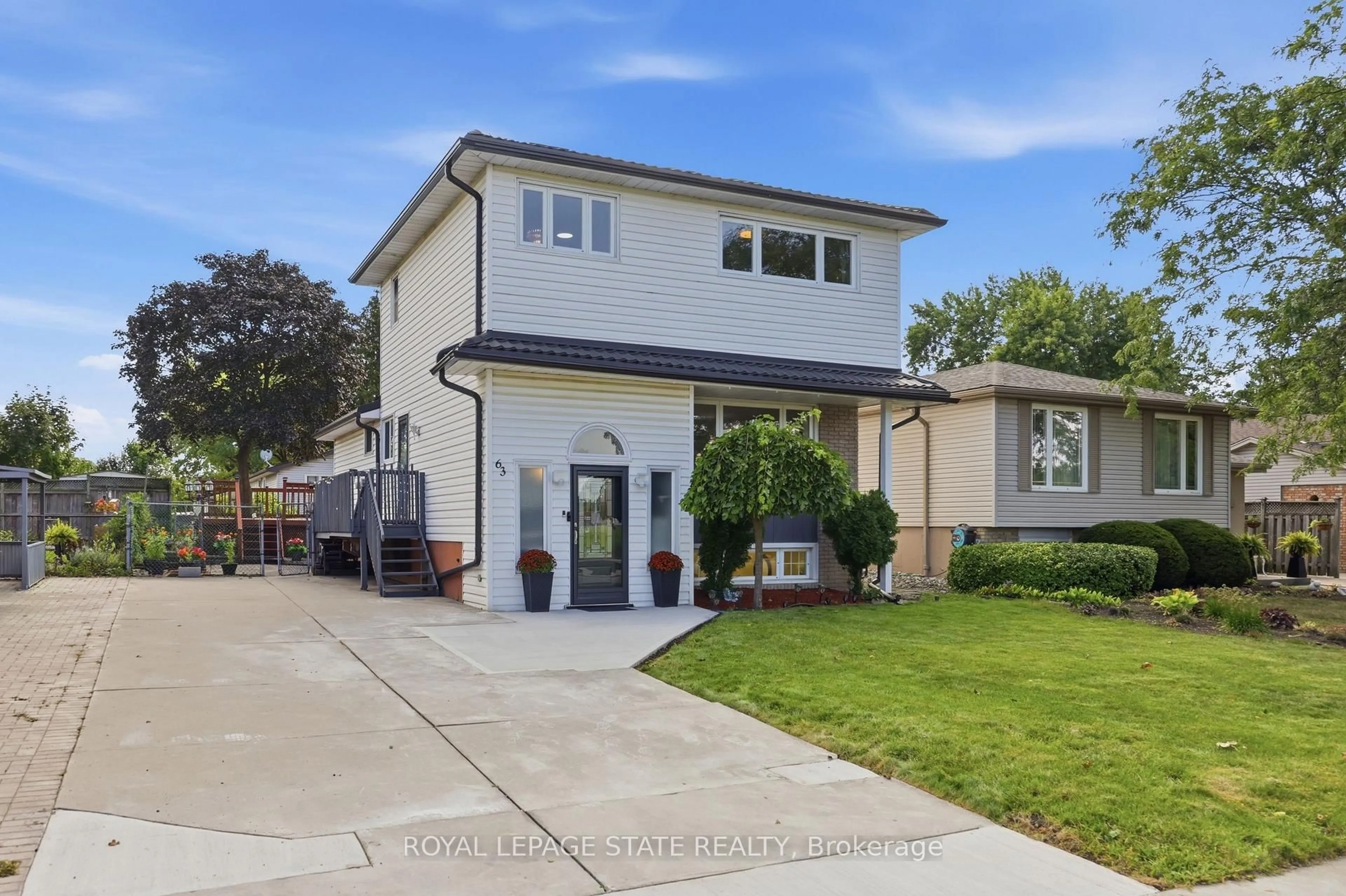Unknown for 63 Folkestone Ave, Hamilton Ontario L8V 4N1
