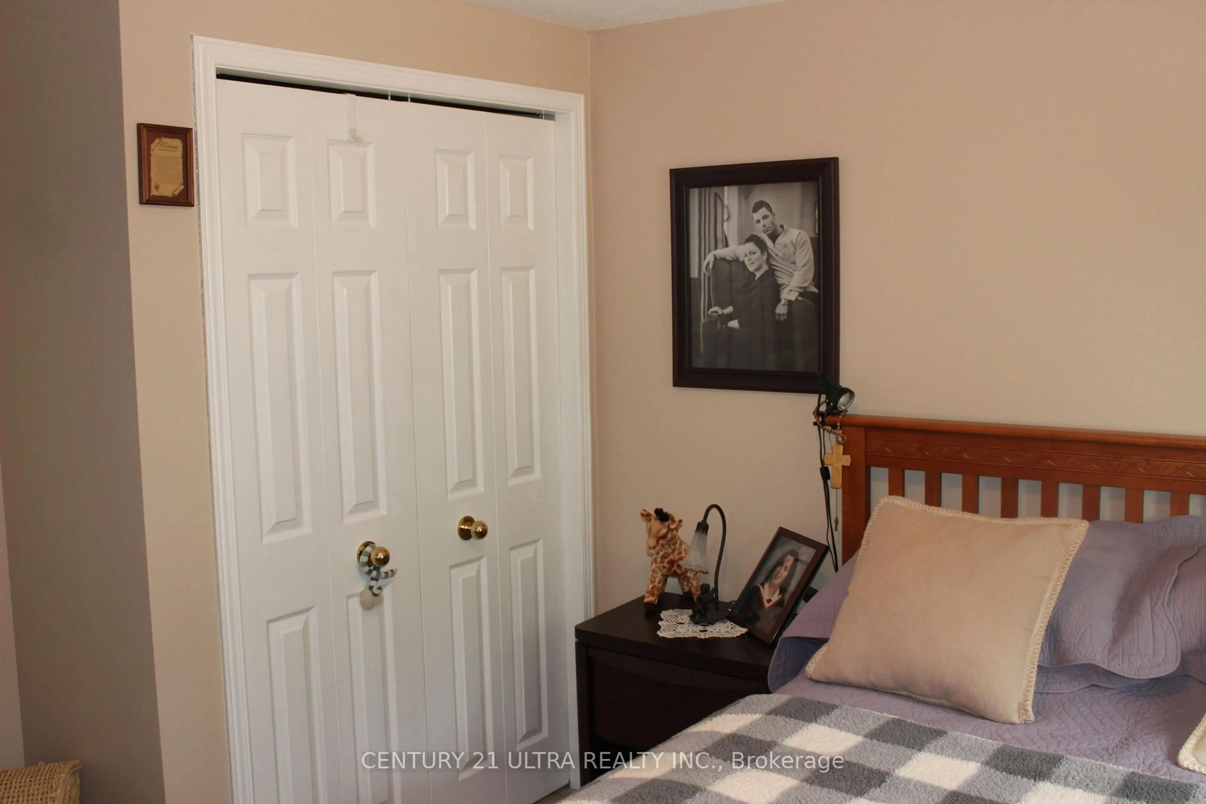 A pic of a room for 373 Brembel Cres, Kitchener Ontario N2B 3W9