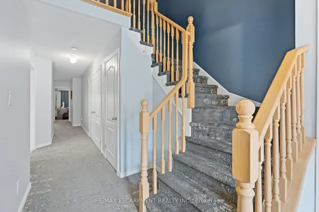 222 FELLOWES Cres #2, Hamilton 3