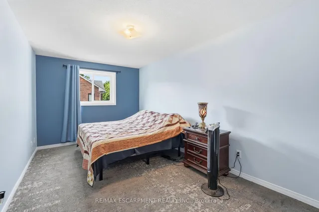 222 FELLOWES Cres #2, Hamilton 5