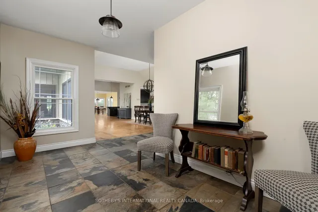 151 Concession 7 Rd, Hamilton 5
