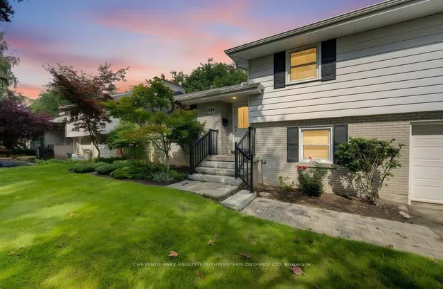 204 Stanley Dr, Waterloo 2