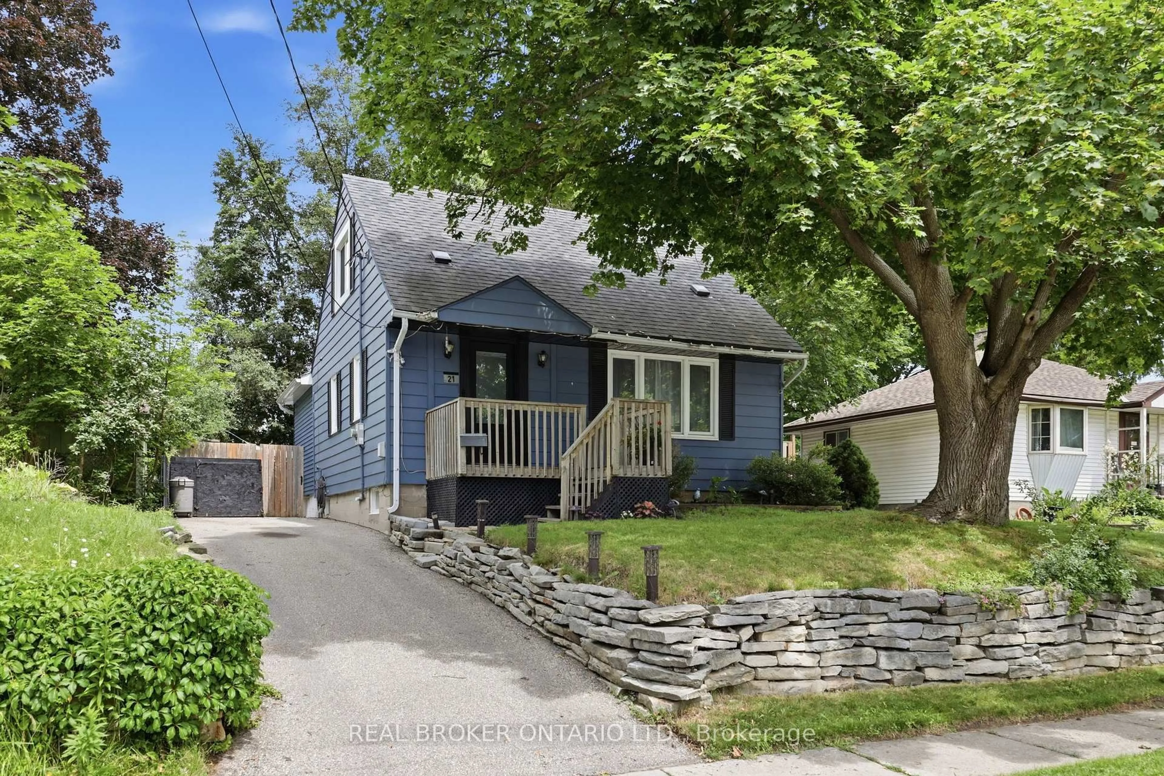Unknown for 21 Ridgewood Ave, Guelph Ontario N1H 6C3