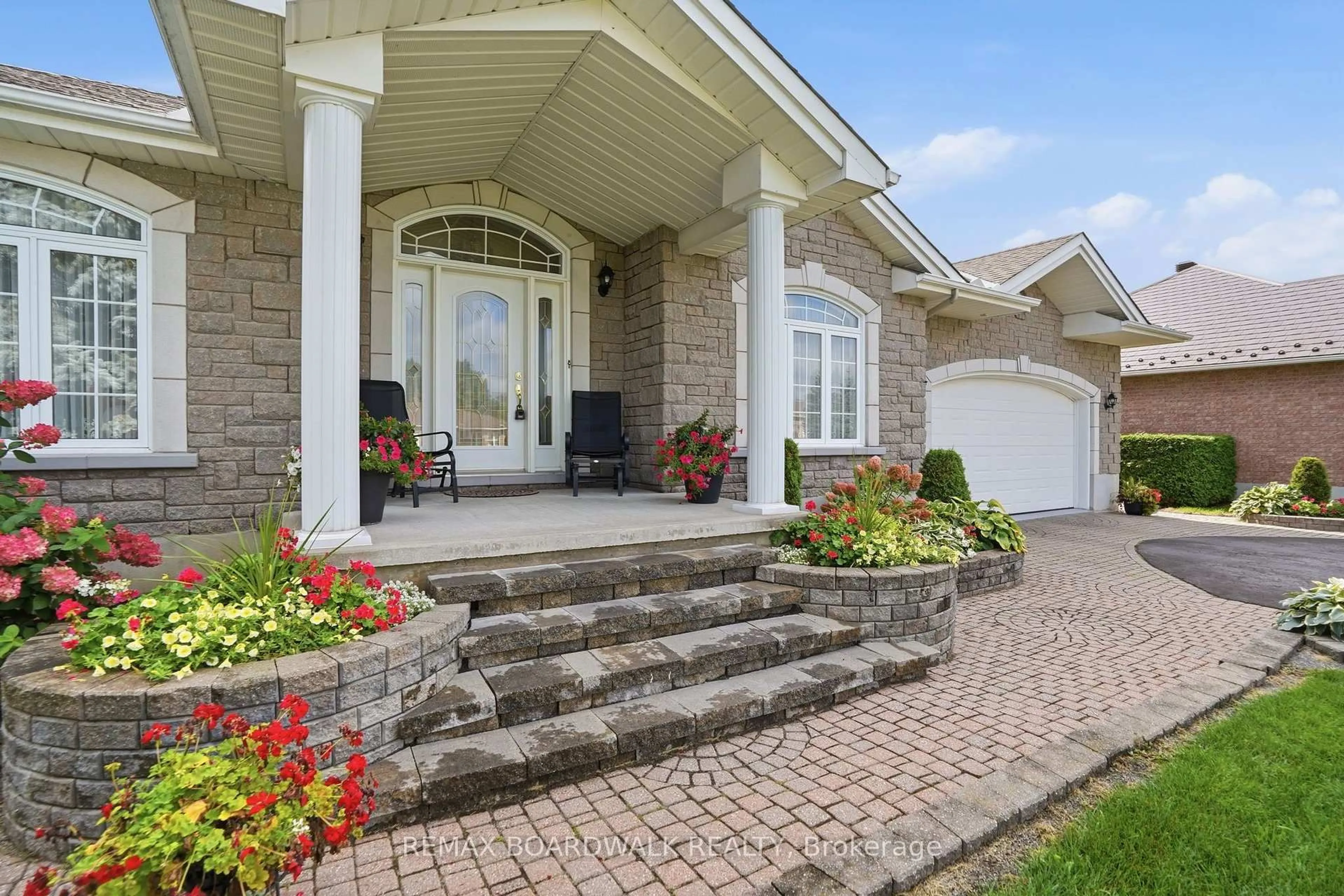 Home with brick exterior material, street for 819 Laval St, Casselman Ontario K0A 1M0
