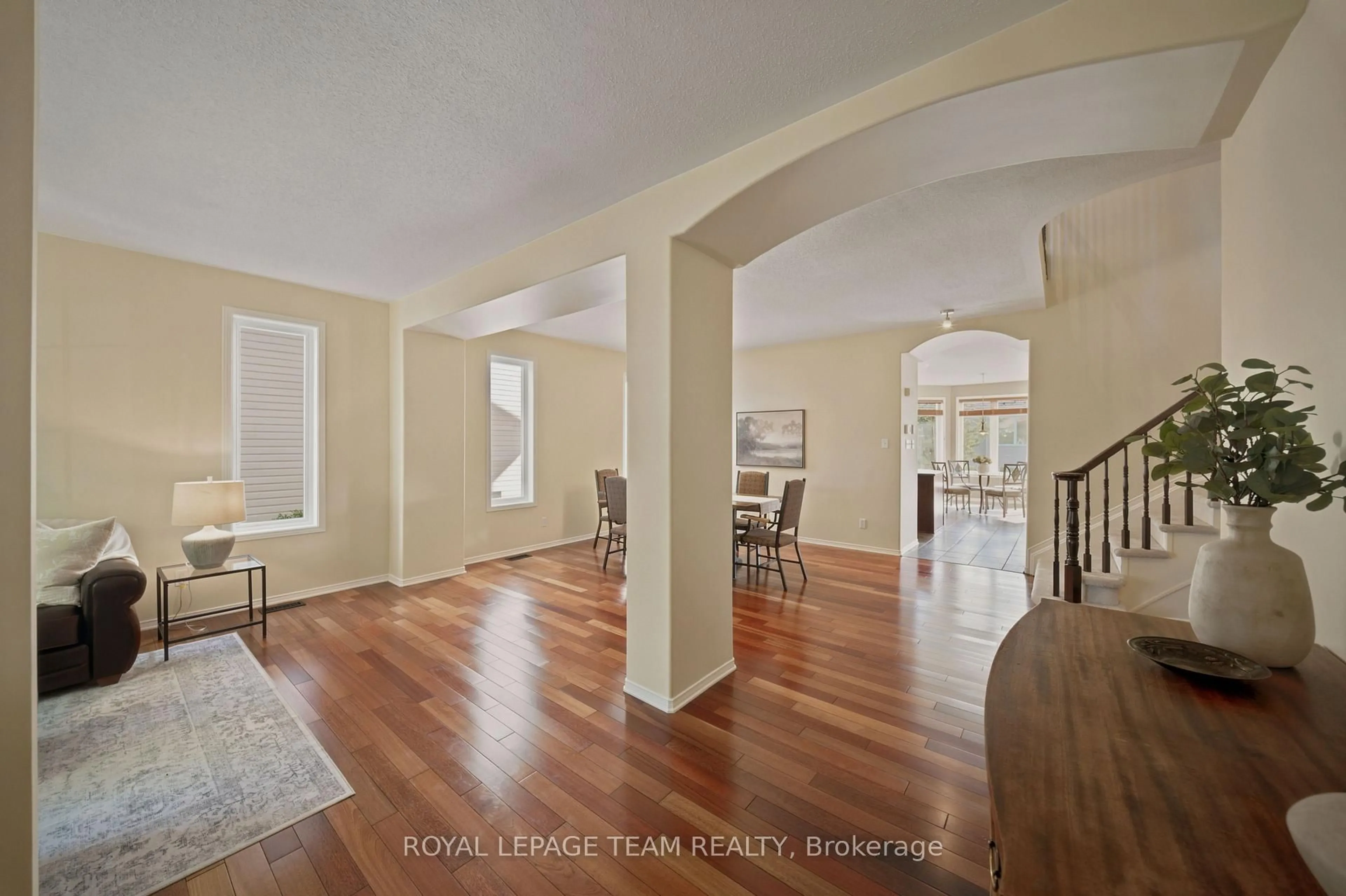 Unknown for 32 Glenrill Pl, Ottawa Ontario K2M 2T5