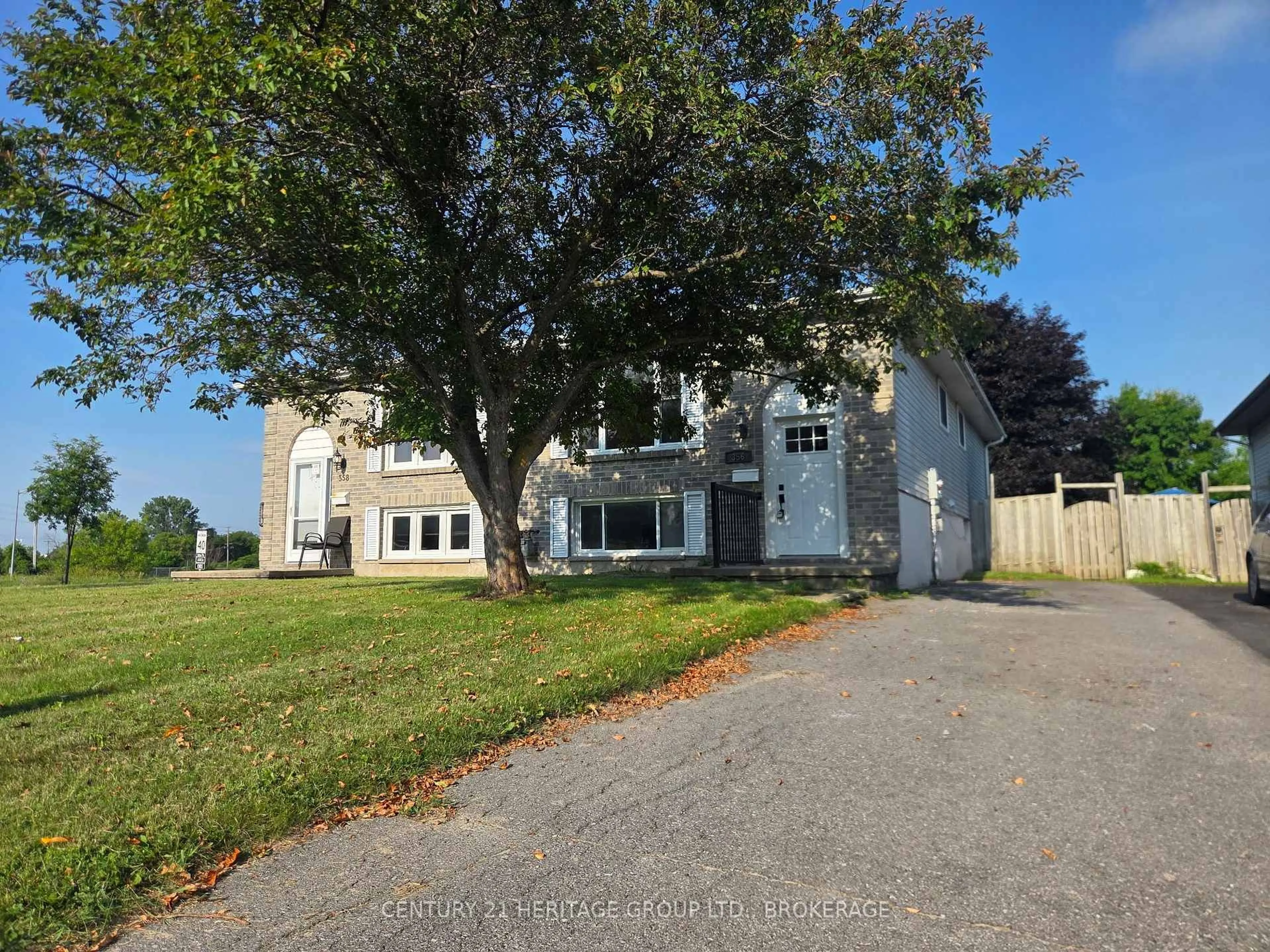 A pic from outside/outdoor area/front of a property/back of a property/a pic from drone, street for 356 Owens Cres, Kingston Ontario K7M 8H8