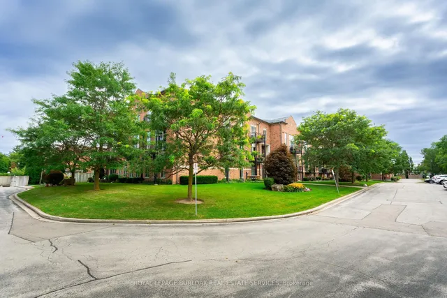 262 Dundas St #111, Hamilton 2