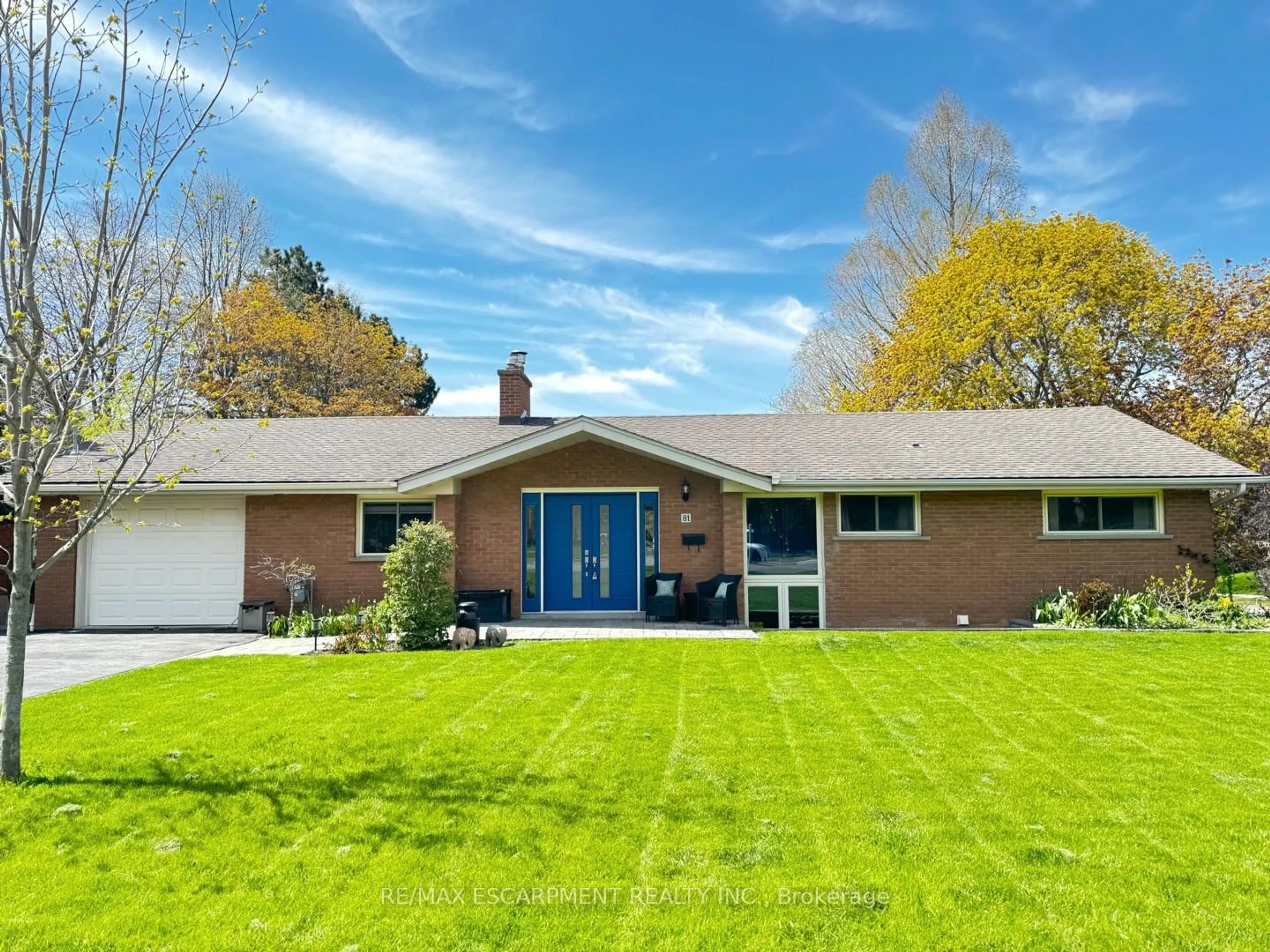 Unknown for 81 Thomson Dr, Hamilton Ontario L8B 0G5