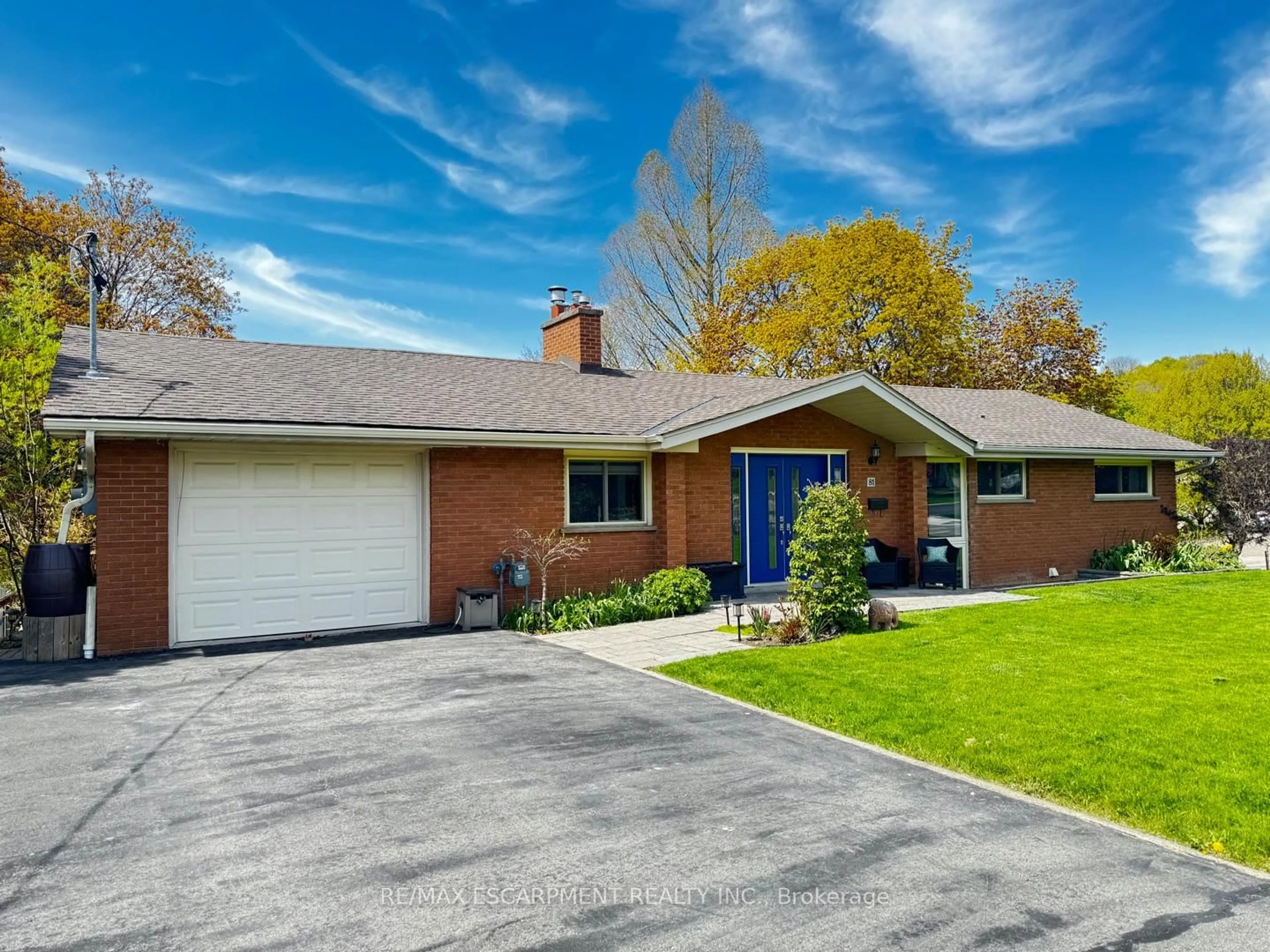 Home with brick exterior material, street for 81 Thomson Dr, Hamilton Ontario L8B 0G5