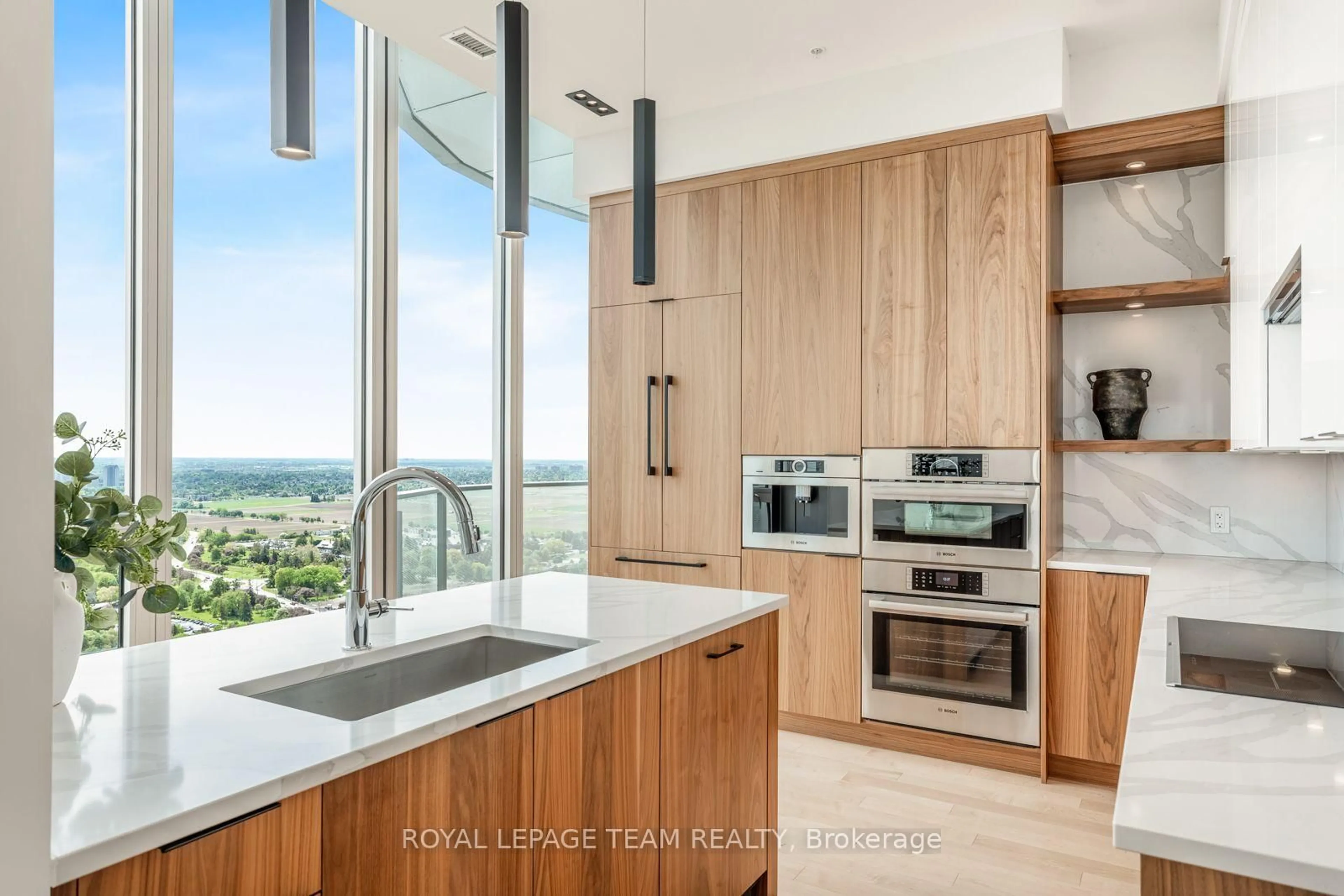 Contemporary kitchen, unknown for 805 Carling Ave #4502, Ottawa Ontario K1S 5W9