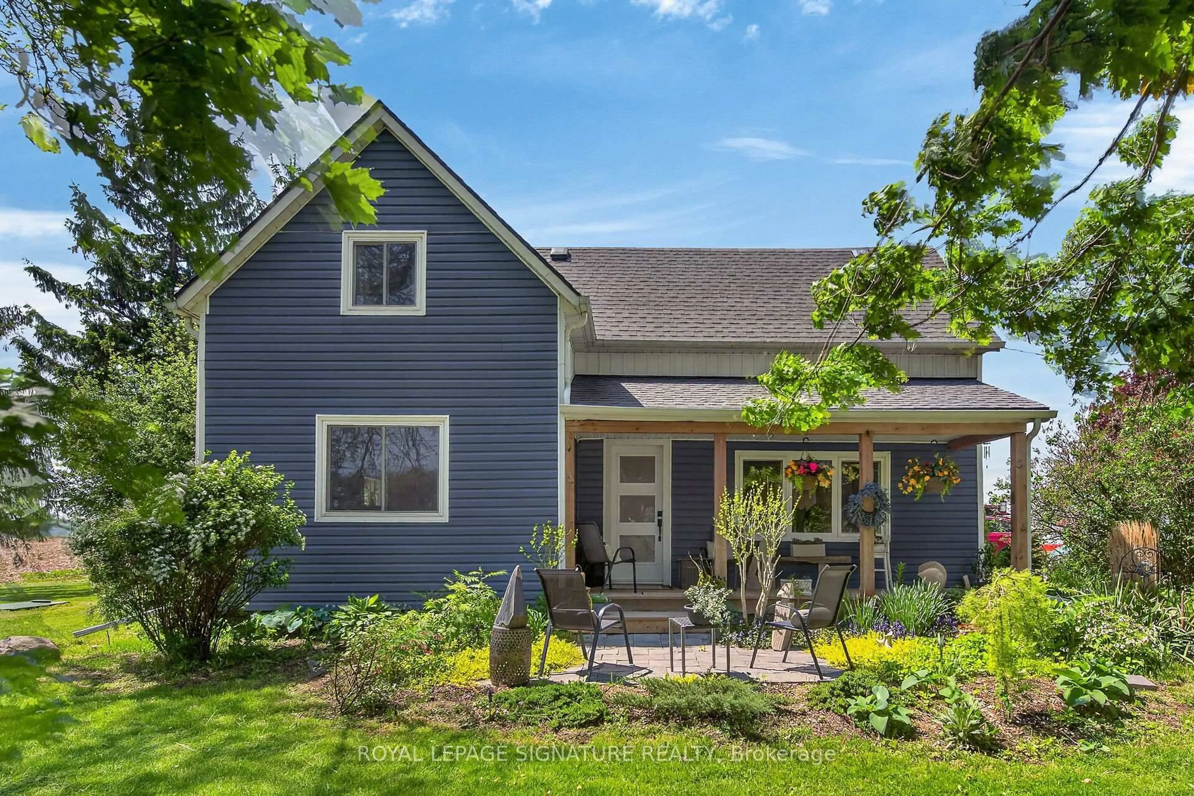 Home with vinyl exterior material, street for 393 Marshagan Rd, Haldimand Ontario N1A 2W2