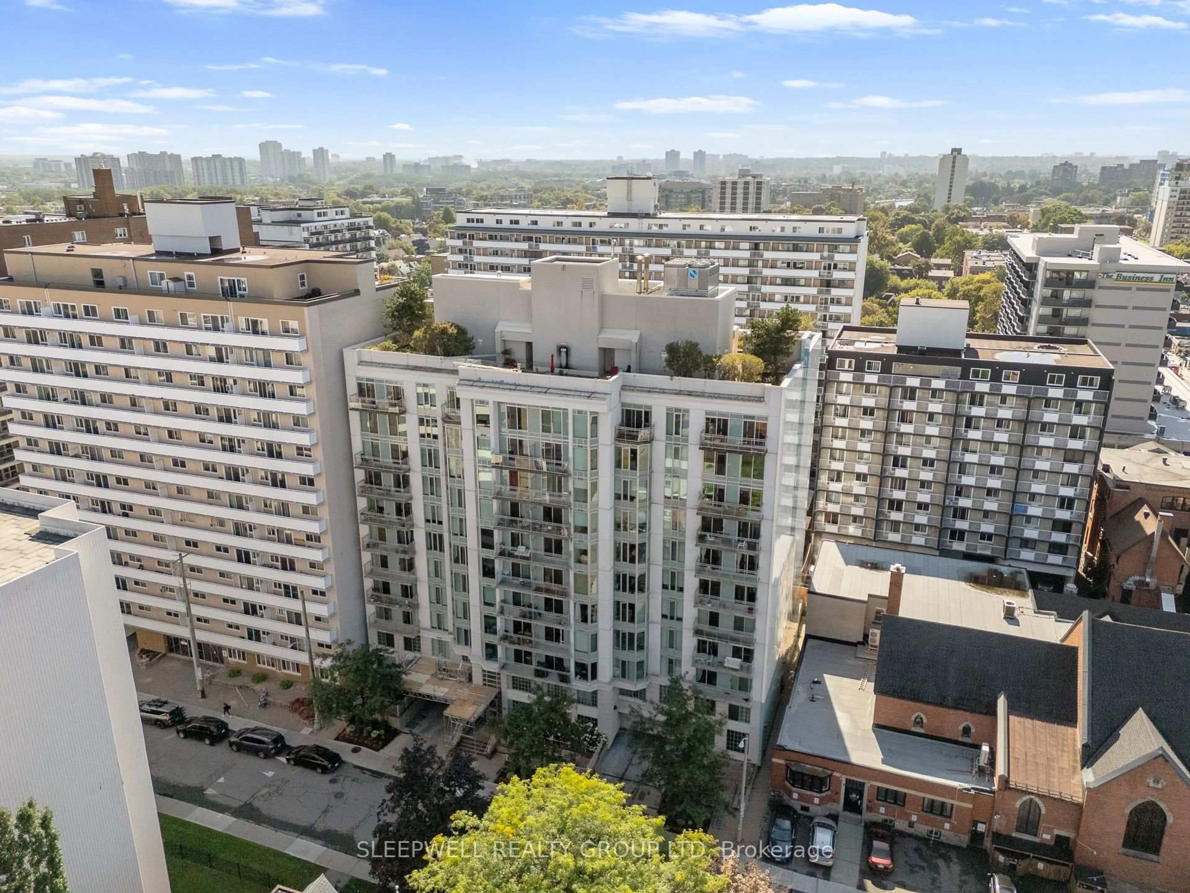 A pic from outside/outdoor area/front of a property/back of a property/a pic from drone, city buildings view from balcony for 138 Somerset St #304, Ottawa Ontario K2P 0A3
