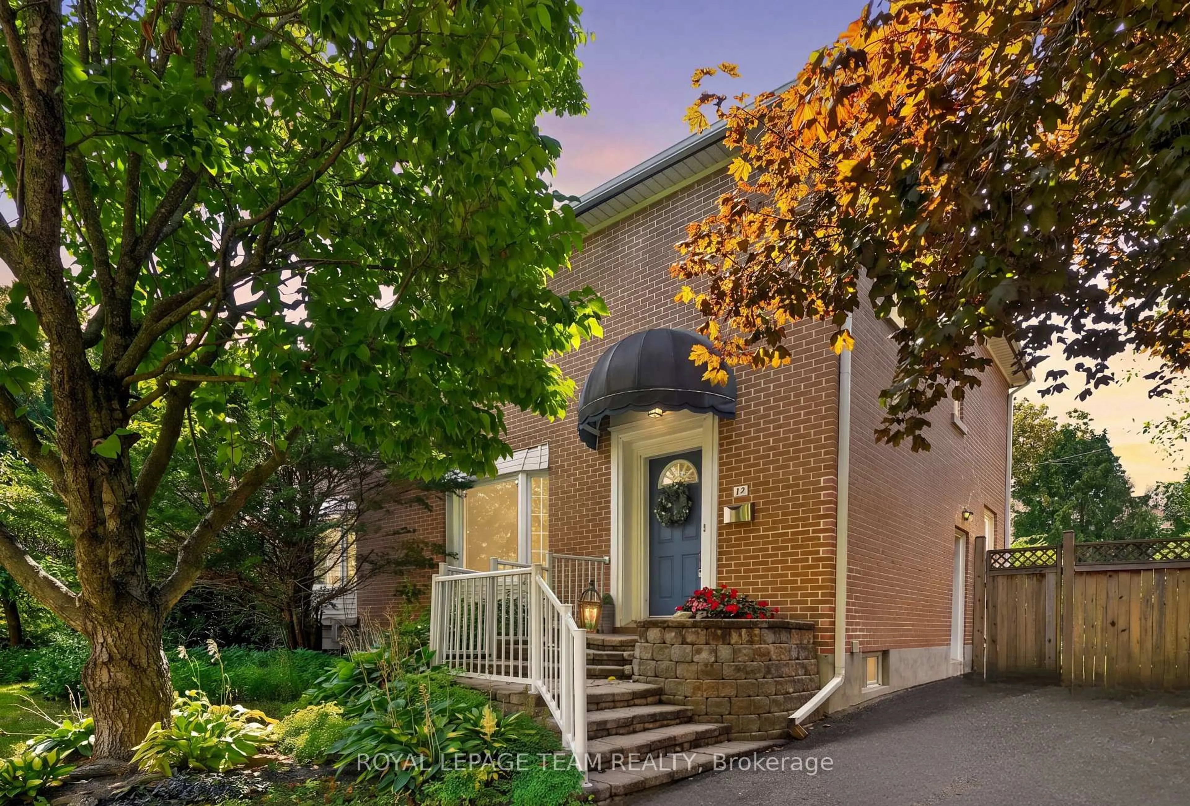 Unknown for 12 Lenore Pl, Ottawa Ontario K1L 7X9