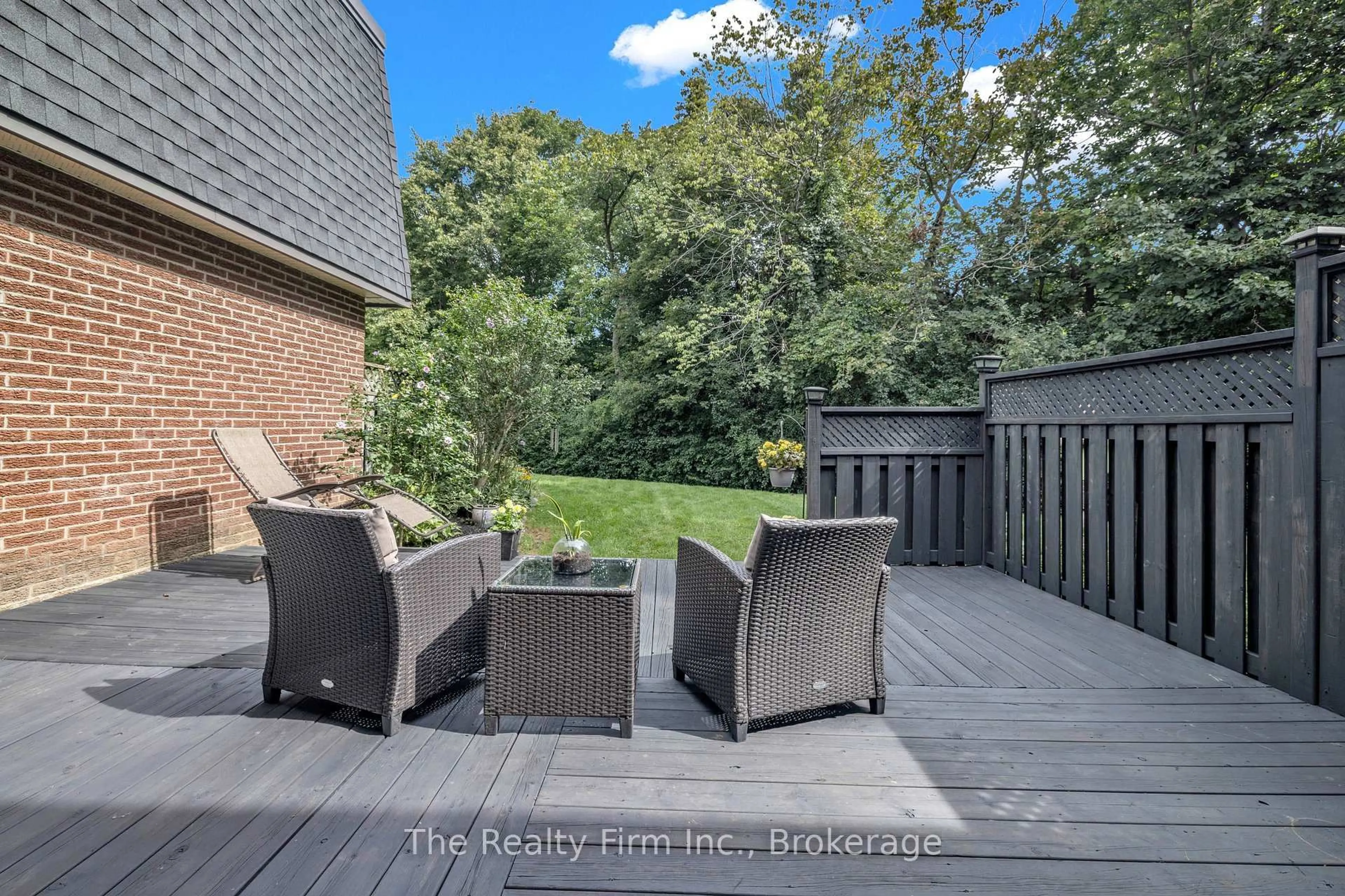 Patio, unknown for 598 Durham Cres #12, Woodstock Ontario N4S 5X3