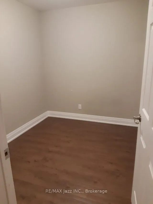 26 Spencer St #106, Cobourg 5