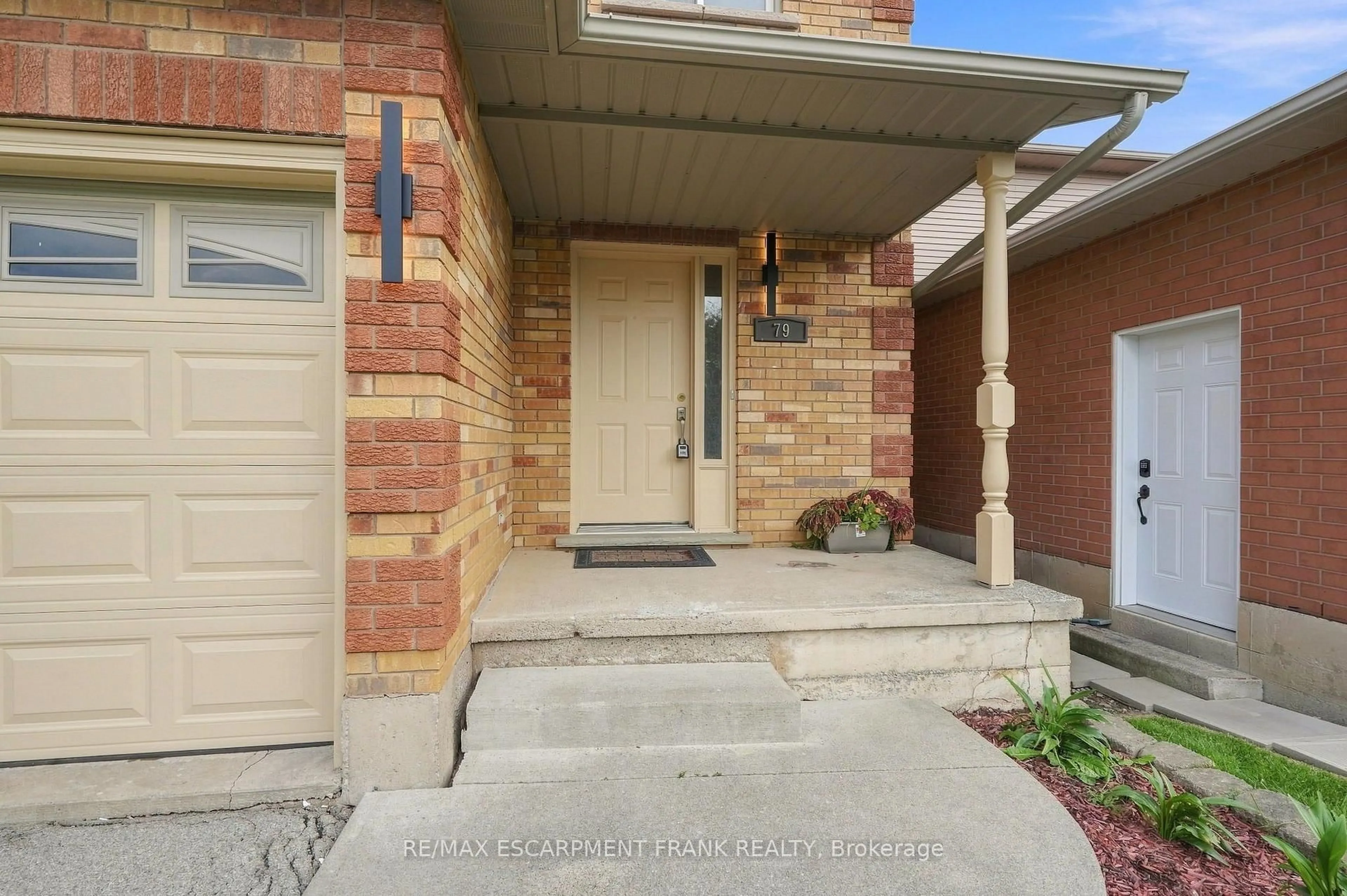 Unknown for 79 LYNNETTE Dr, Hamilton Ontario L9B 2M5