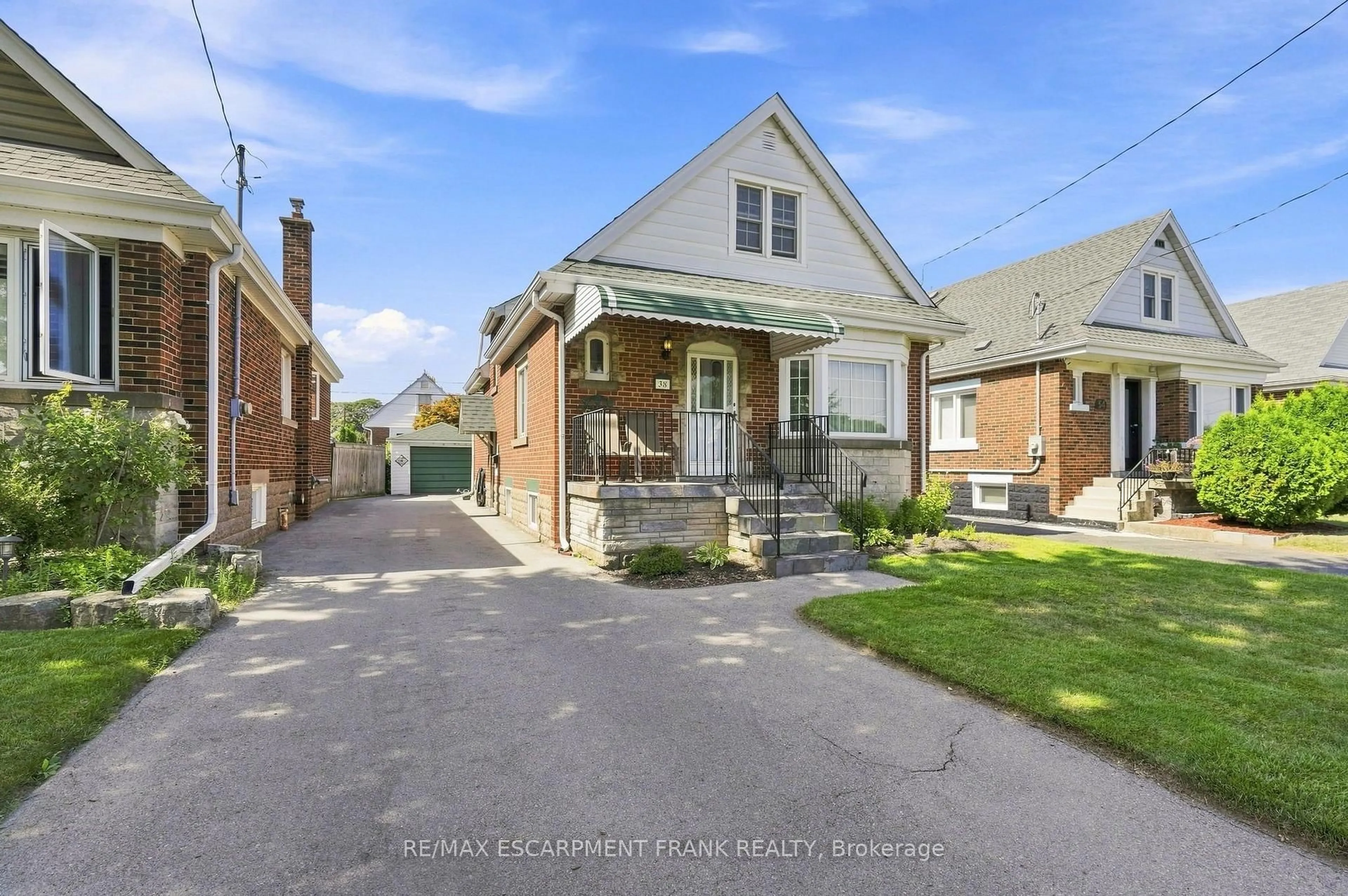 Home with brick exterior material, street for 38 GARSIDE Ave, Hamilton Ontario L8K 2V6