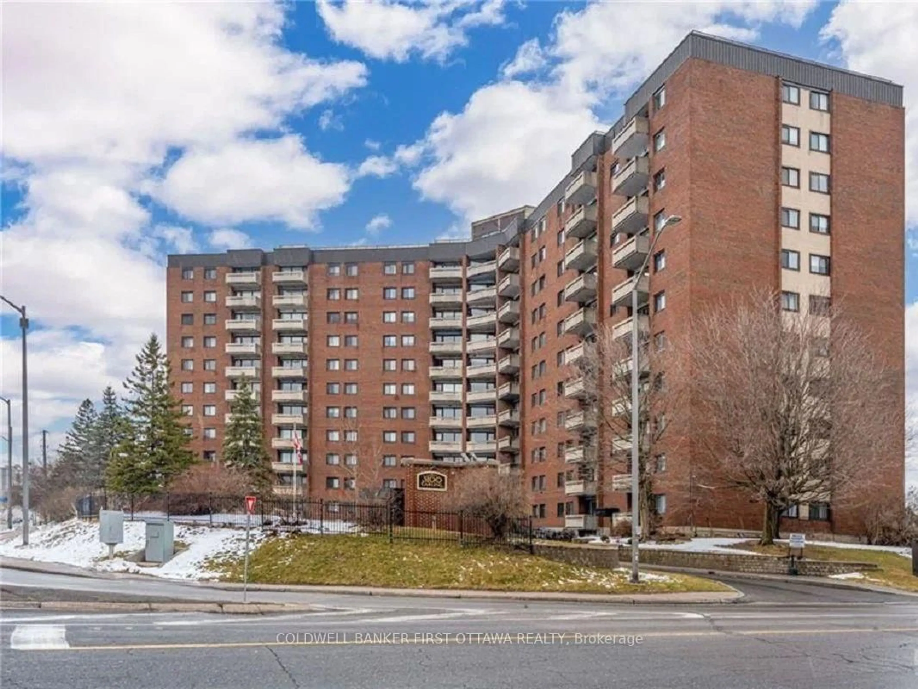 Unknown for 3100 Carling Ave #817, Ottawa Ontario K2B 6J6