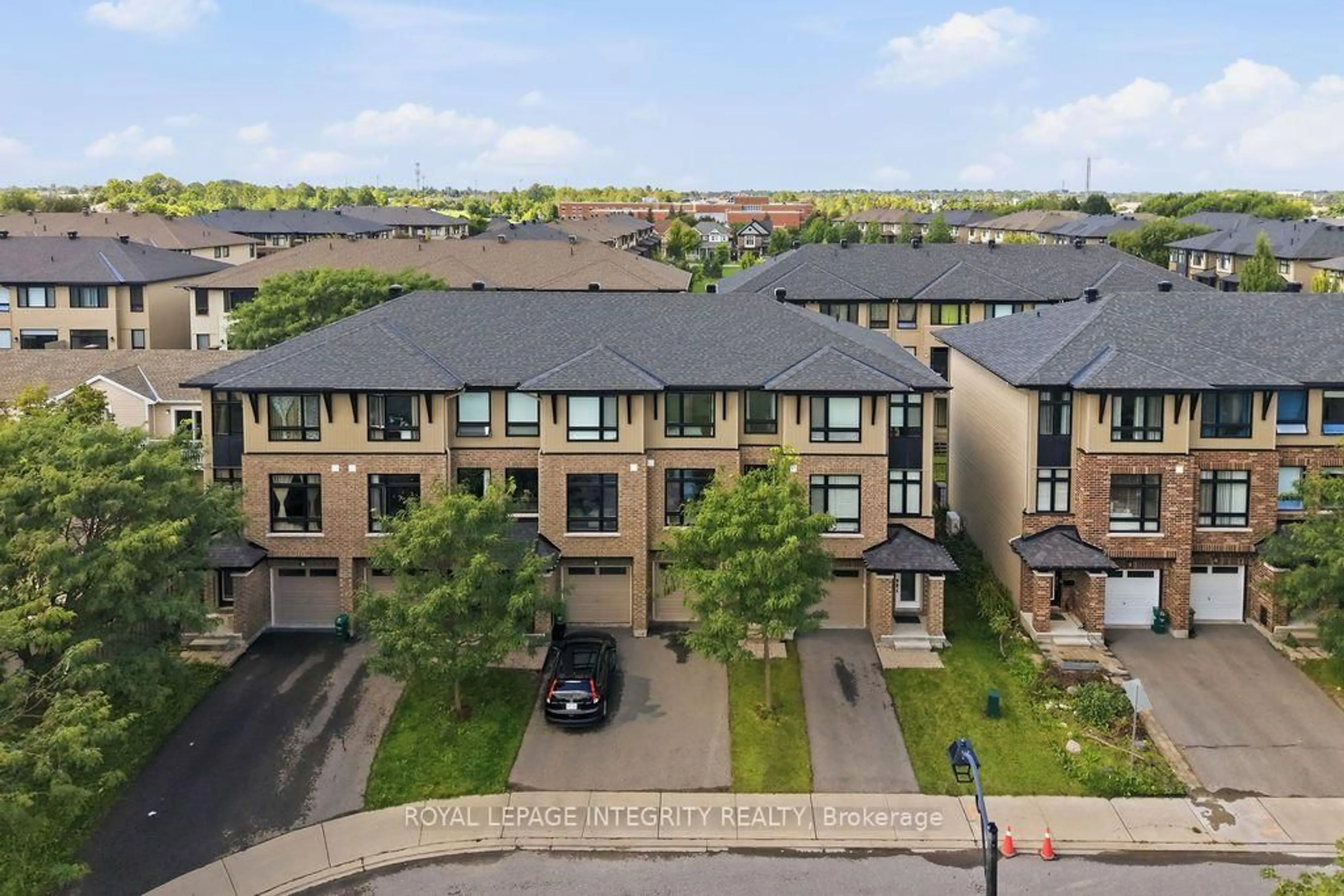 A pic from outside/outdoor area/front of a property/back of a property/a pic from drone, unknown for 430 TRALEE Rd, Ottawa Ontario K2J 5Z7