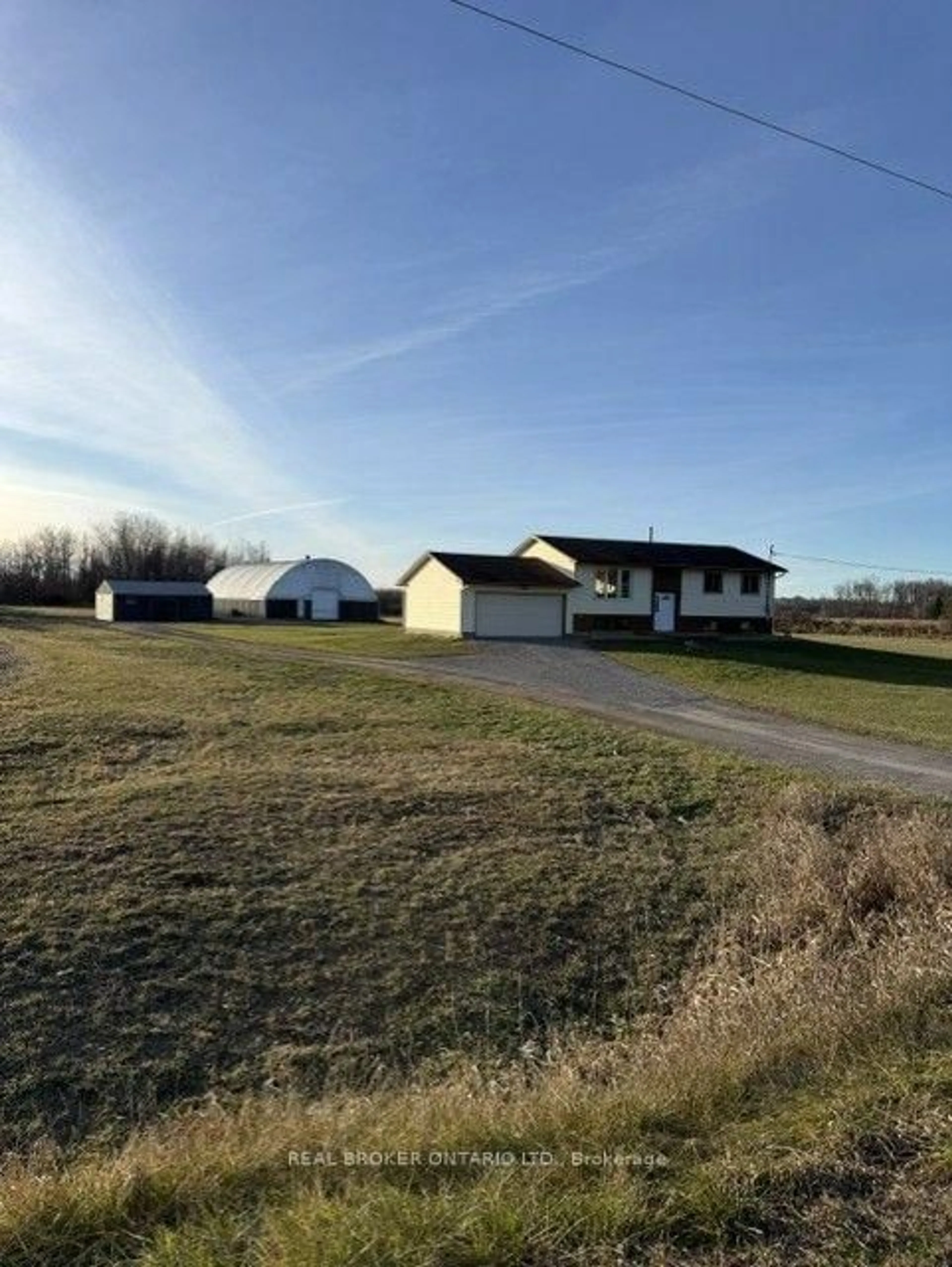A pic from outside/outdoor area/front of a property/back of a property/a pic from drone, street for 7148 Rideau Valley Dr, Kars Ontario K0A 2E0