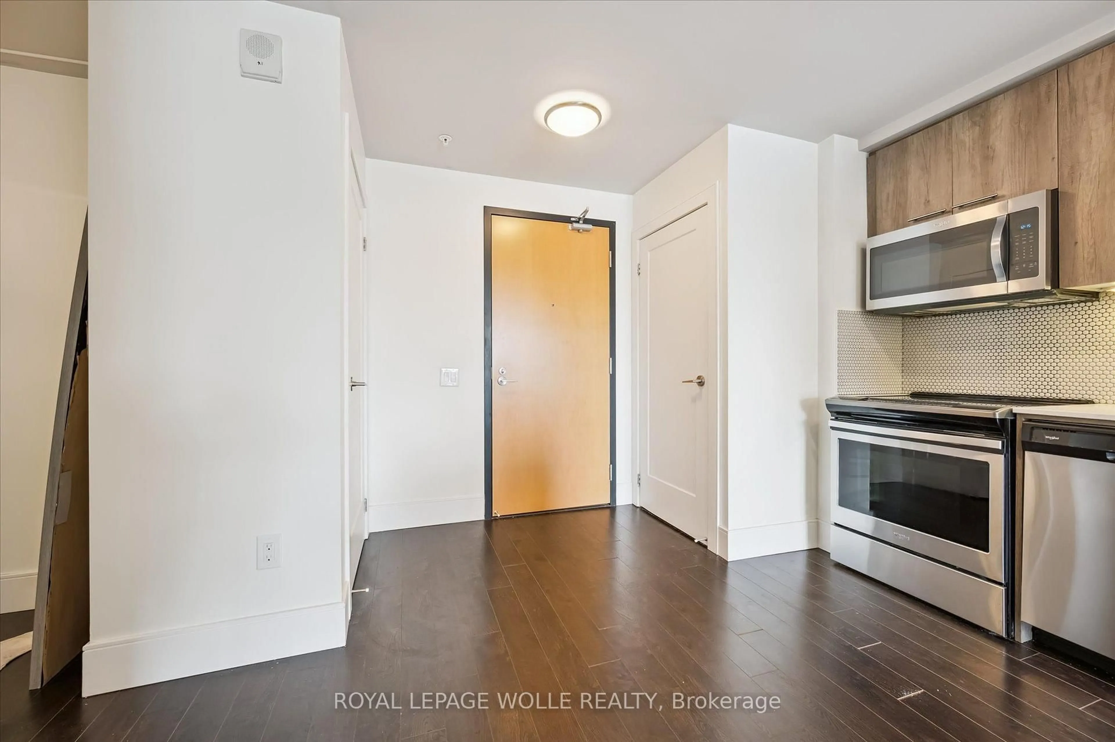 Unknown for 15 Prince Albert Blvd #309, Kitchener Ontario N2H 0C2