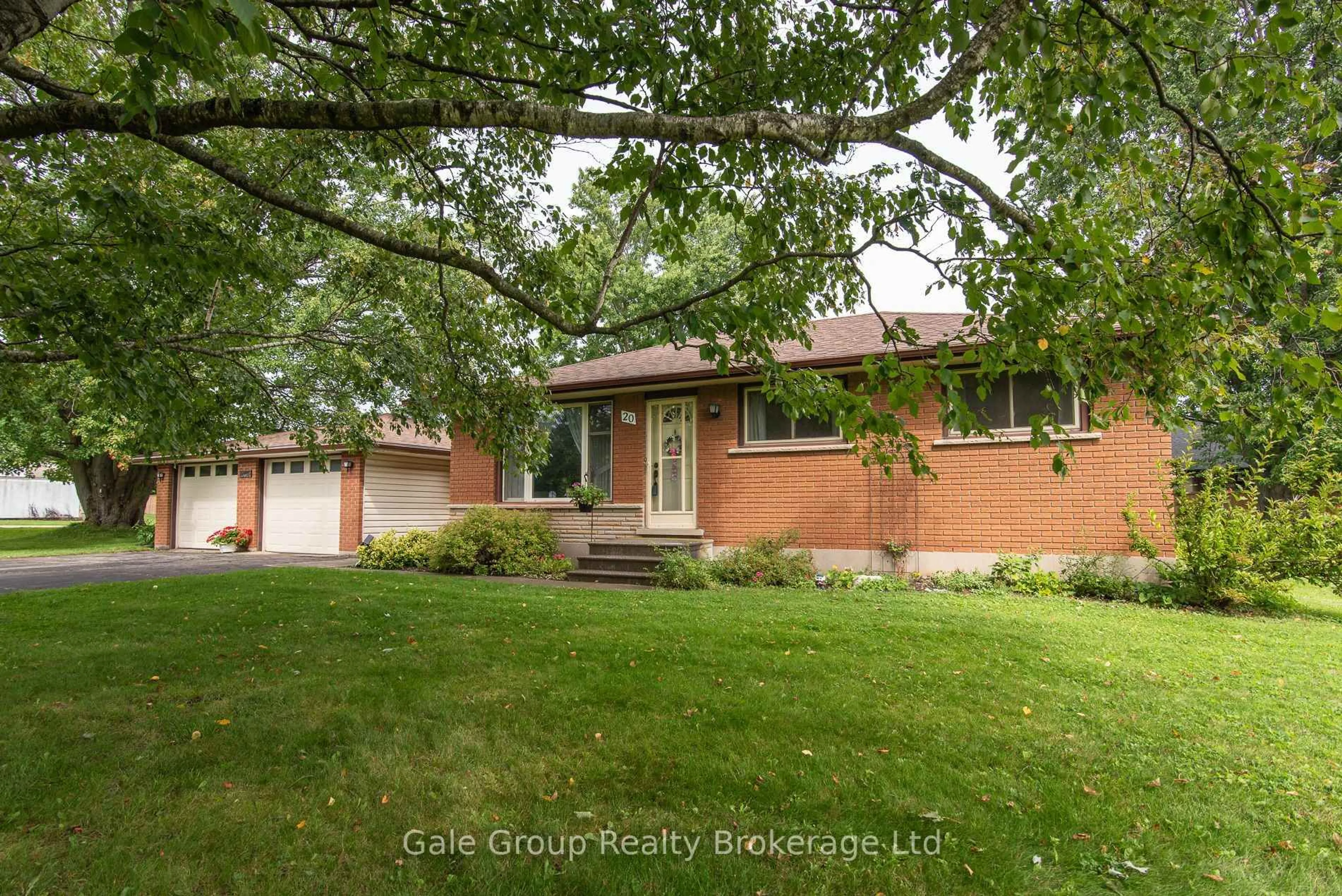 Home with brick exterior material, street for 20 GEORGE St, East Zorra-Tavistock Ontario N0J 1M0