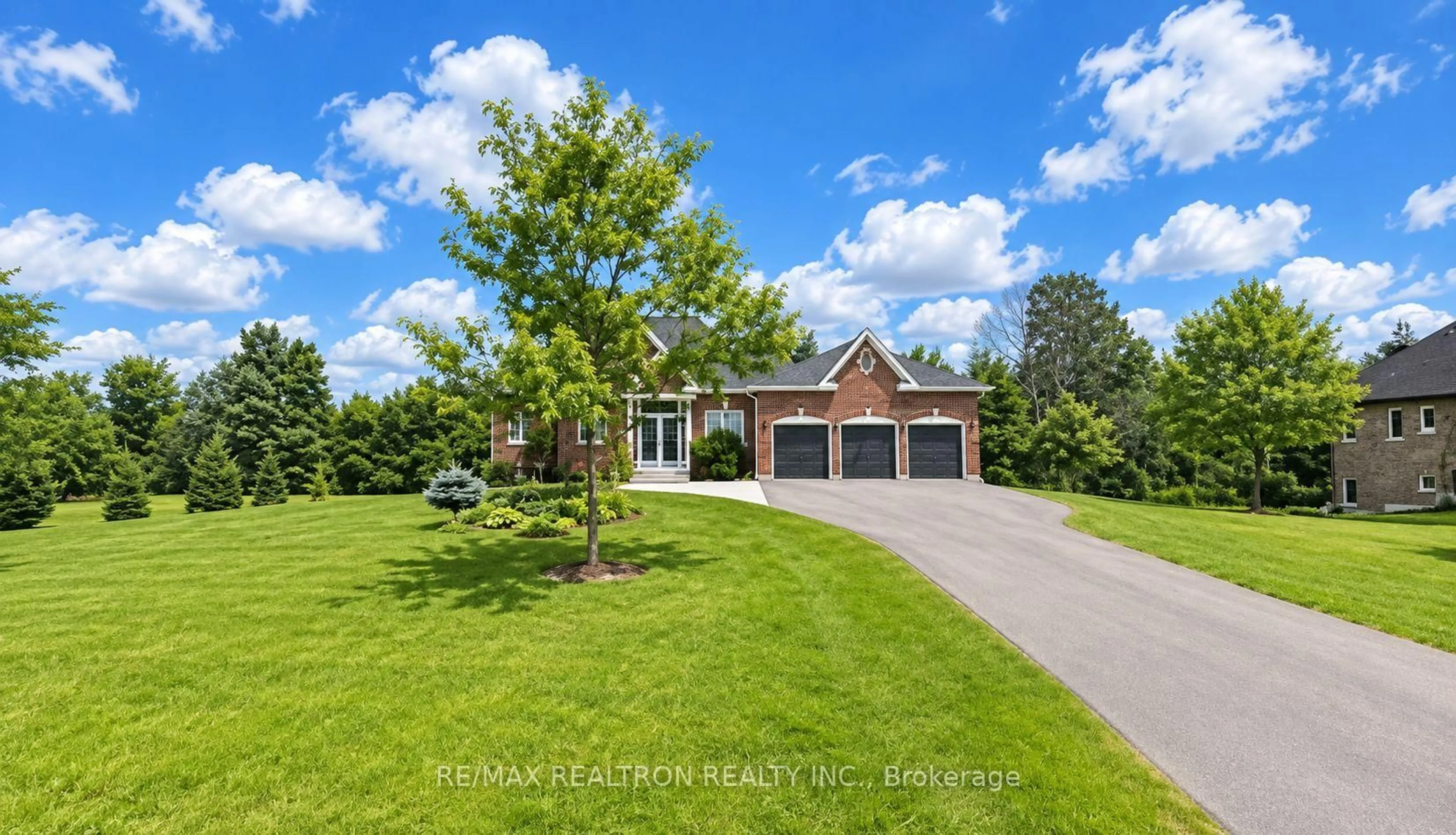 A pic from outside/outdoor area/front of a property/back of a property/a pic from drone, water/lake/river/ocean view for 59 Songbird Cres, Kawartha Lakes Ontario K9V 0A9