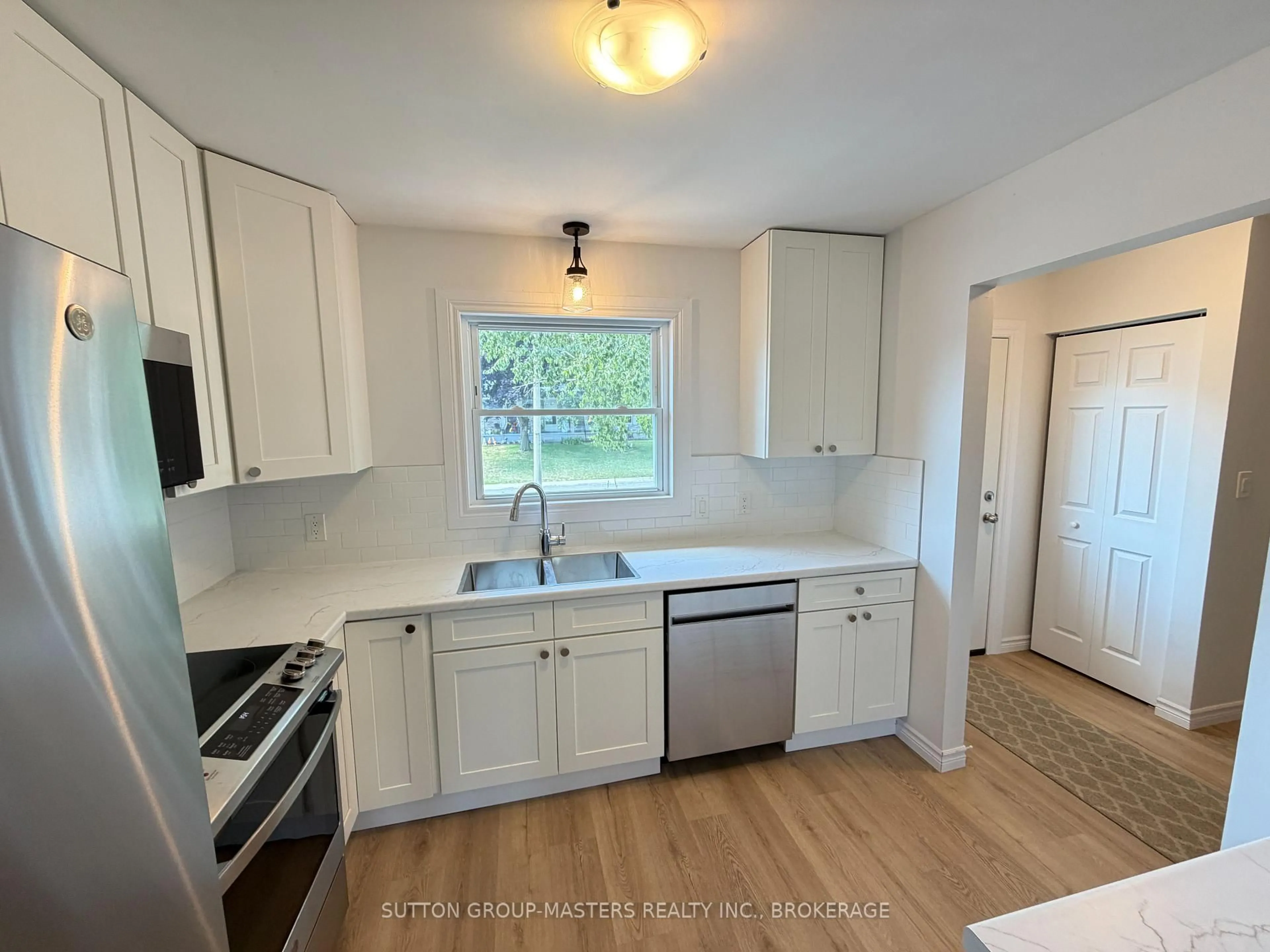 Standard kitchen, unknown for 1124 Bittersweet Pl, Kingston Ontario K7P 2G9