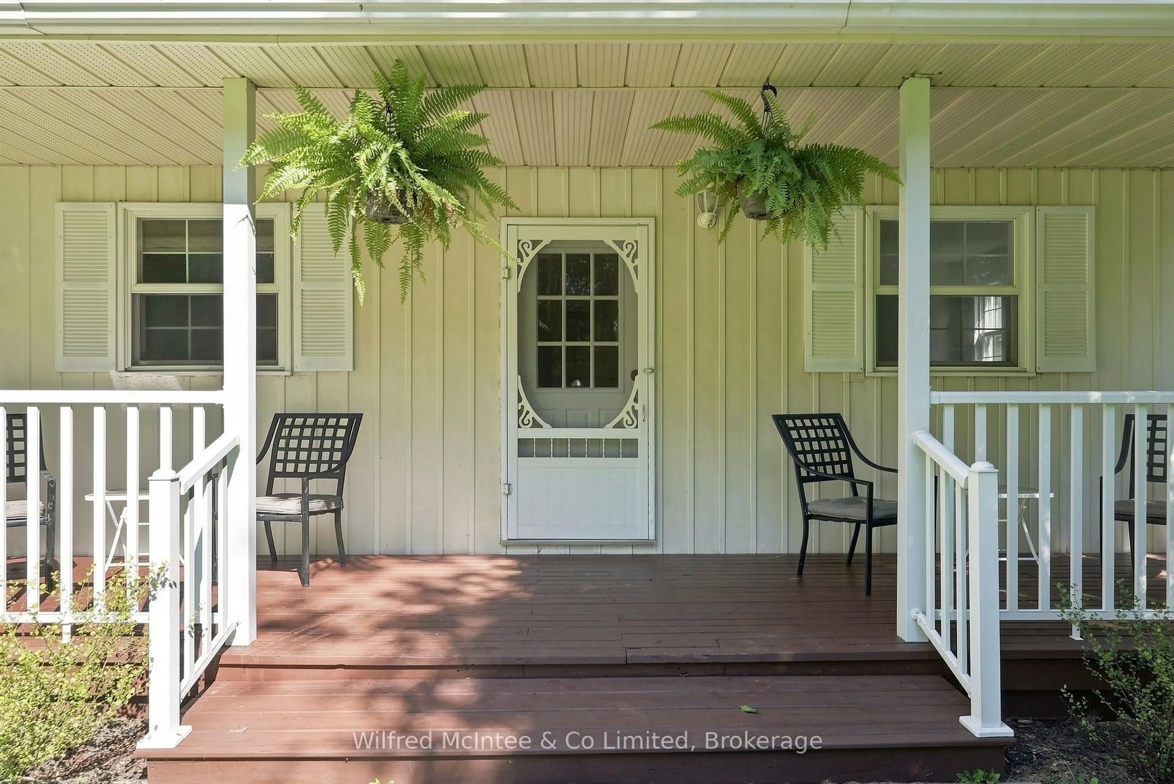 Indoor entryway for 493537 Baptist Church Rd, West Grey Ontario N0C 1K0