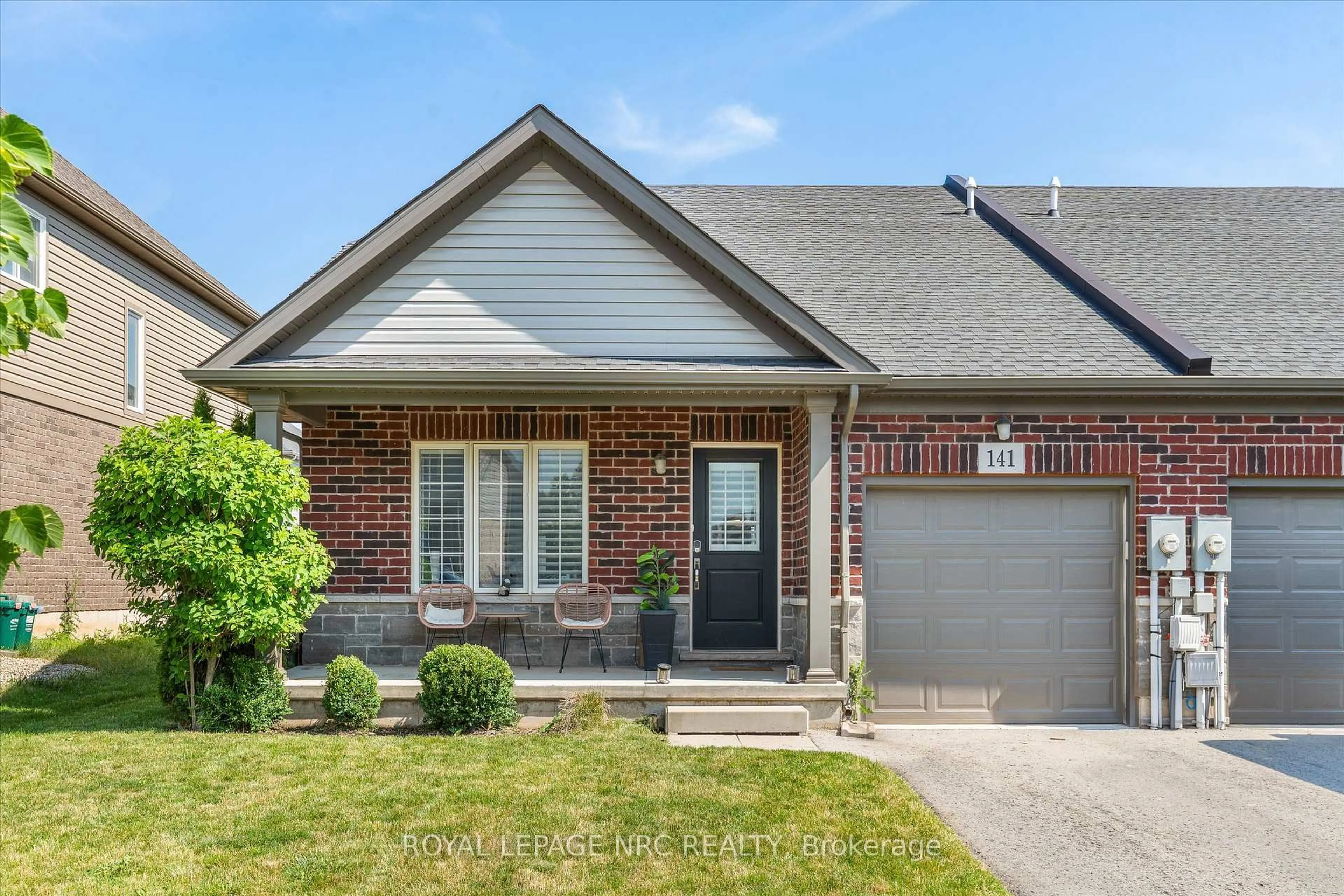 Home with brick exterior material, street for 141 Acacia Rd, Pelham Ontario L3E 0A9