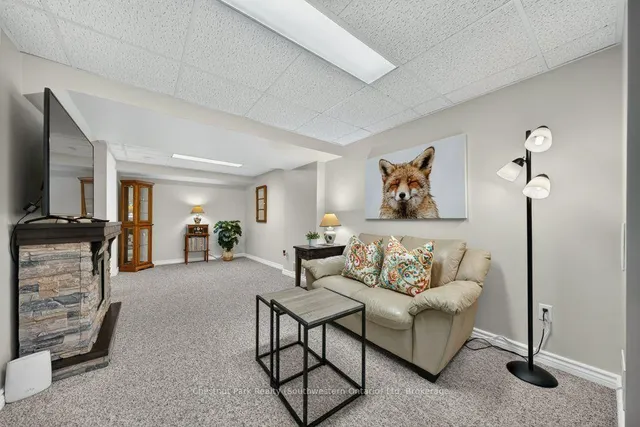 31 Schroder Cres #48, Guelph 5