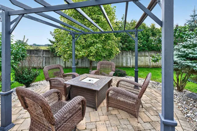 100 Britannia Cres, Bath 4