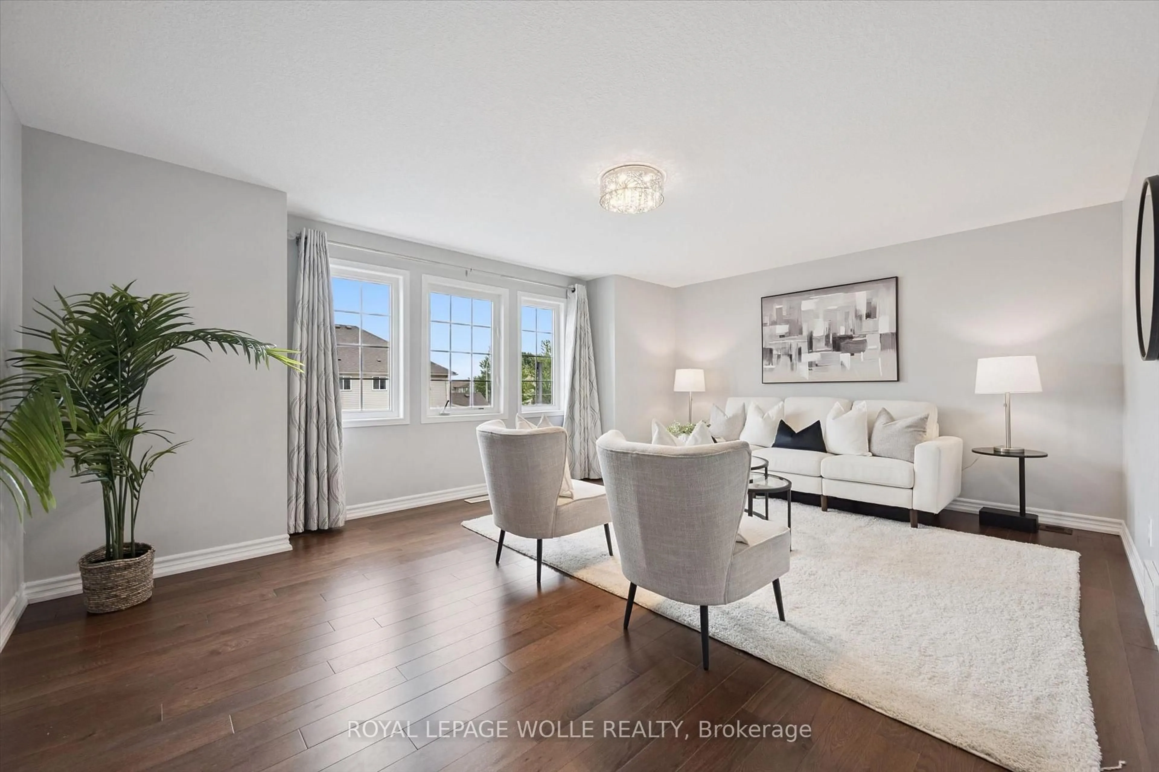 Living room with furniture, unknown for 175 David Bergey Dr #P89, Kitchener Ontario N2E 4H6