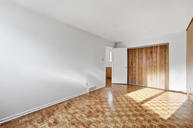 2057 Jasmine Cres #30, Ottawa 5