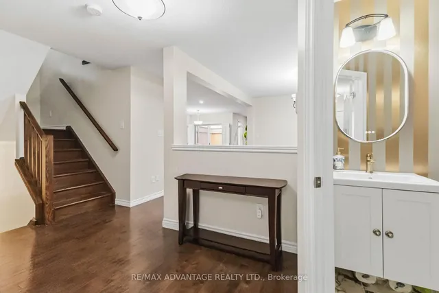 400 Skyline Ave #6, London North 4