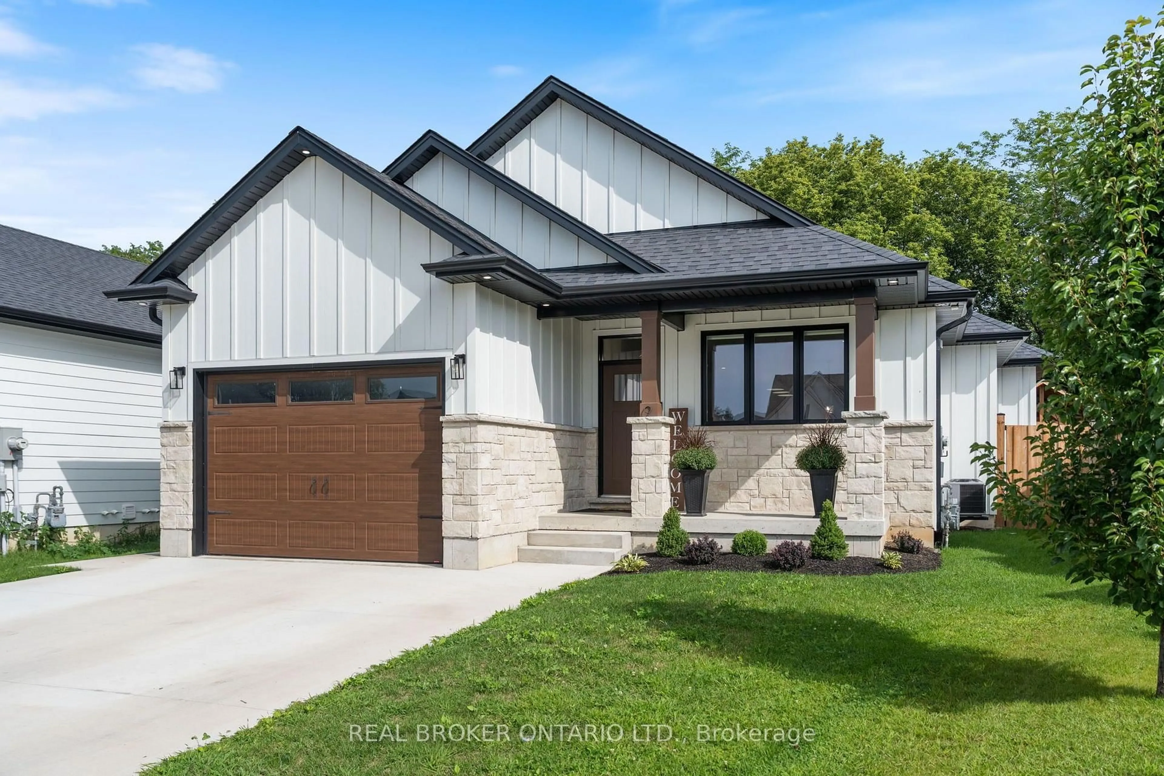 Home with brick exterior material, street for 9 Macneil Crt, Bayham Ontario N0J 1T0
