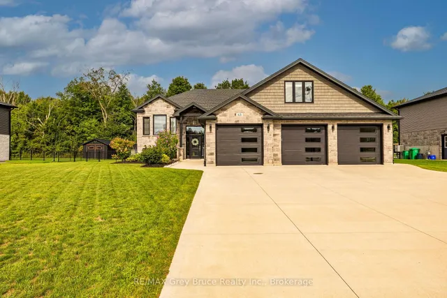 63 Howe Dr, Georgian Bluffs 2