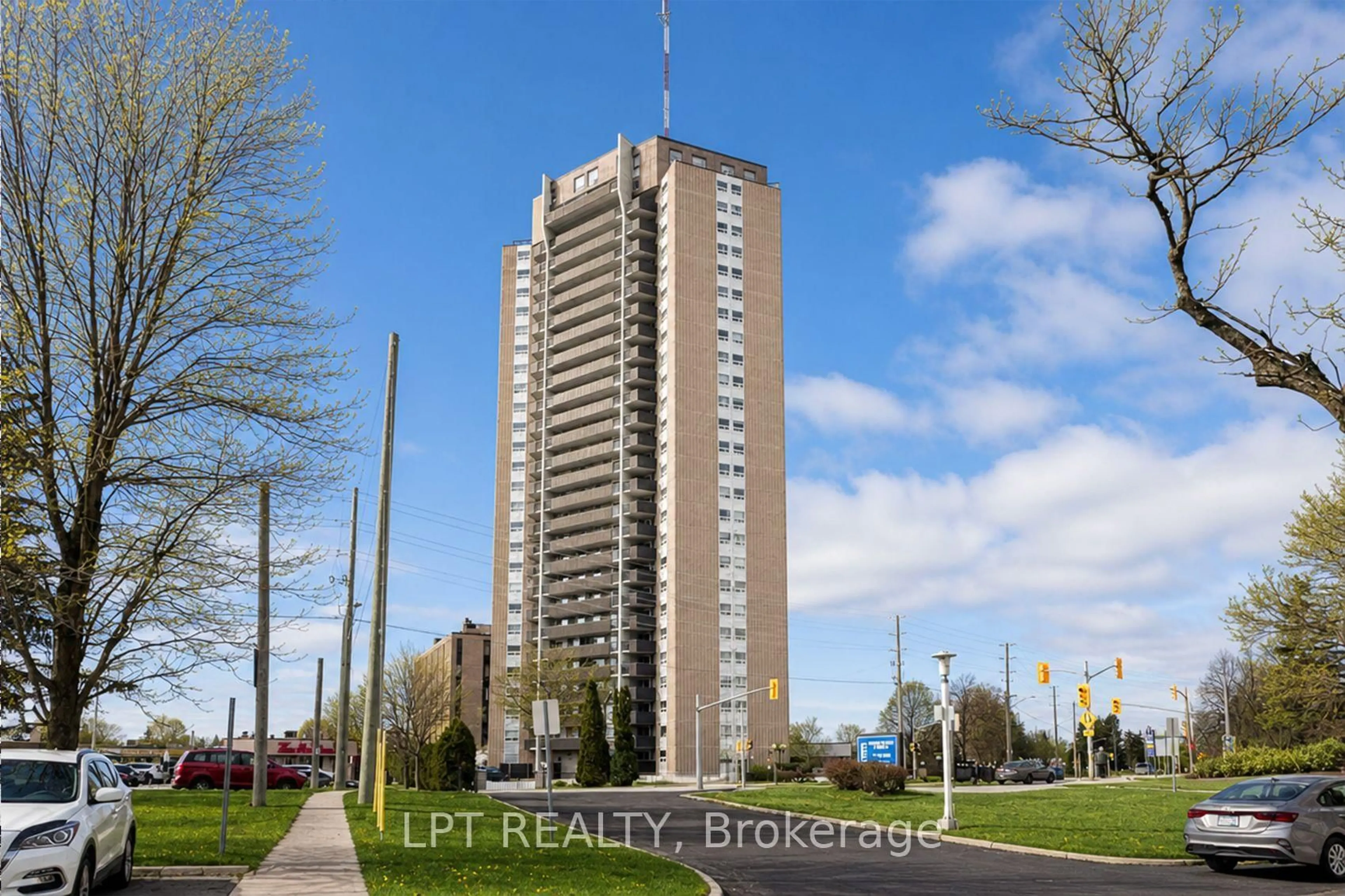 Unknown for 1380 Prince Of Wales Dr #802, Ottawa Ontario K2C 3N5