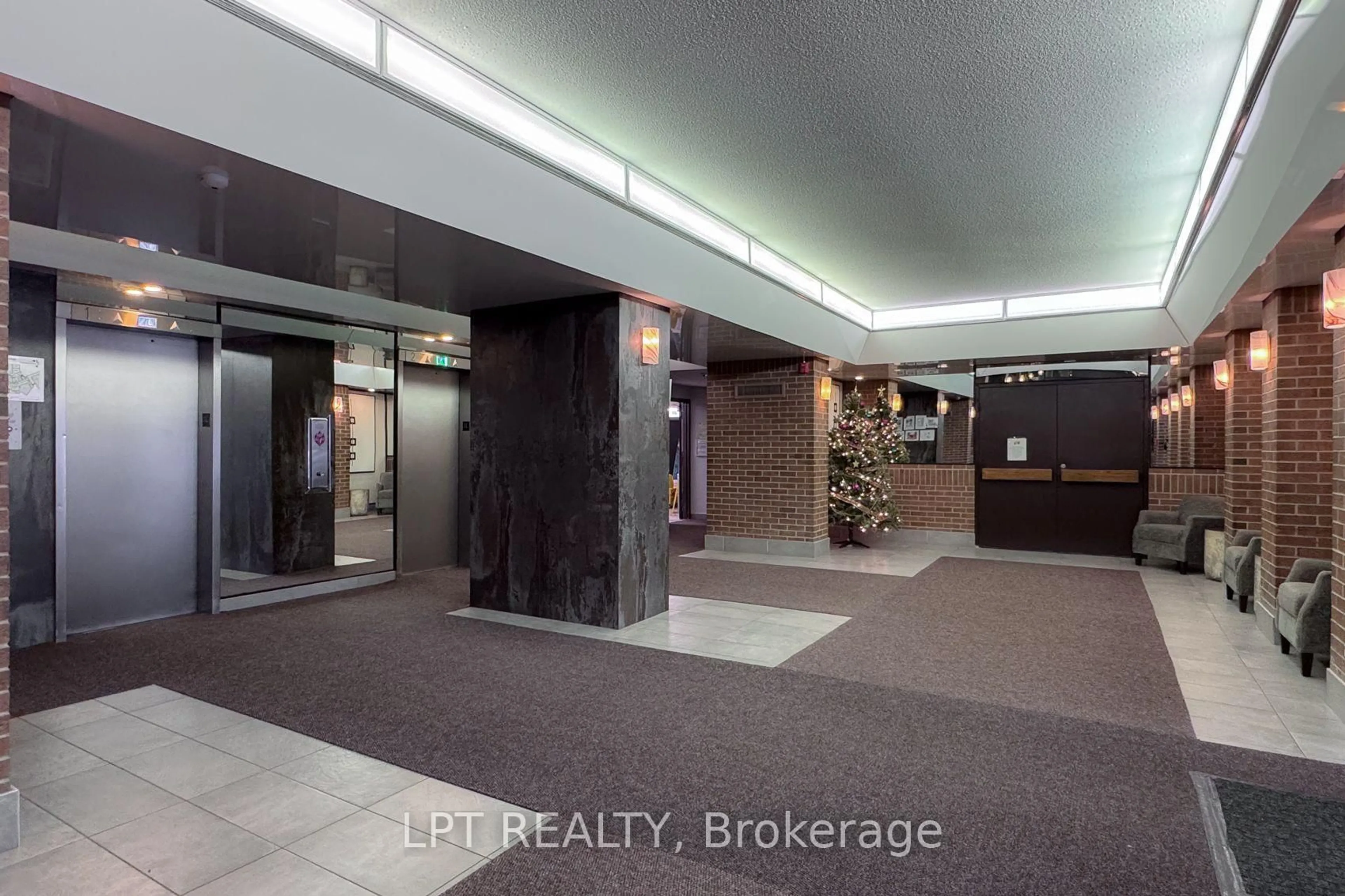Lobby for 1380 Prince Of Wales Dr #802, Ottawa Ontario K2C 3N5