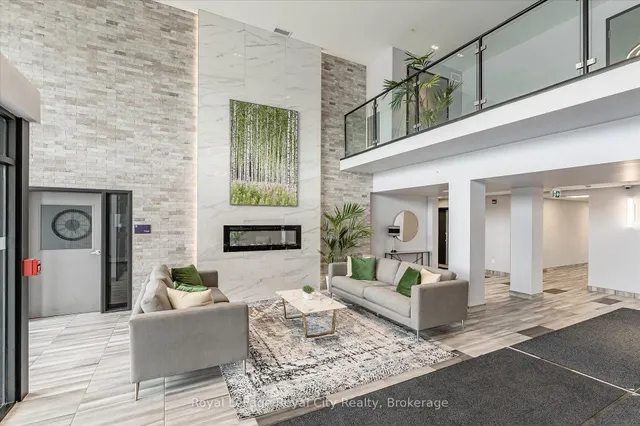 35 Kingsbury Sq #121, Guelph 5