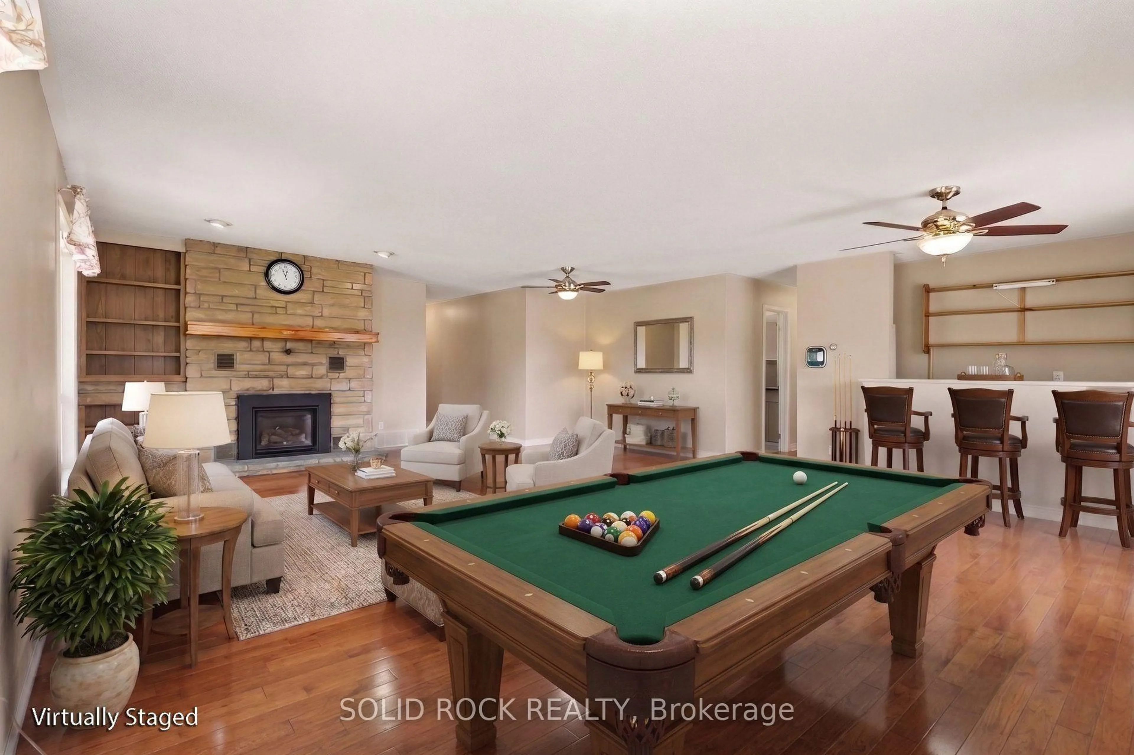 Living room with furniture, unknown for 220 Highfield Cres, Carleton Place Ontario K7C 3P2